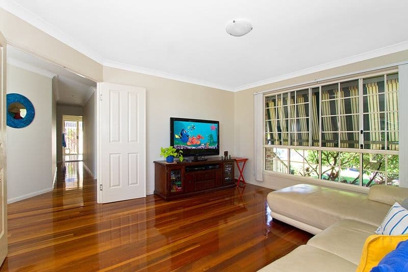 18 Hibertia Avenue, Elanora QLD 4221, Elanora - Thumbnail 5