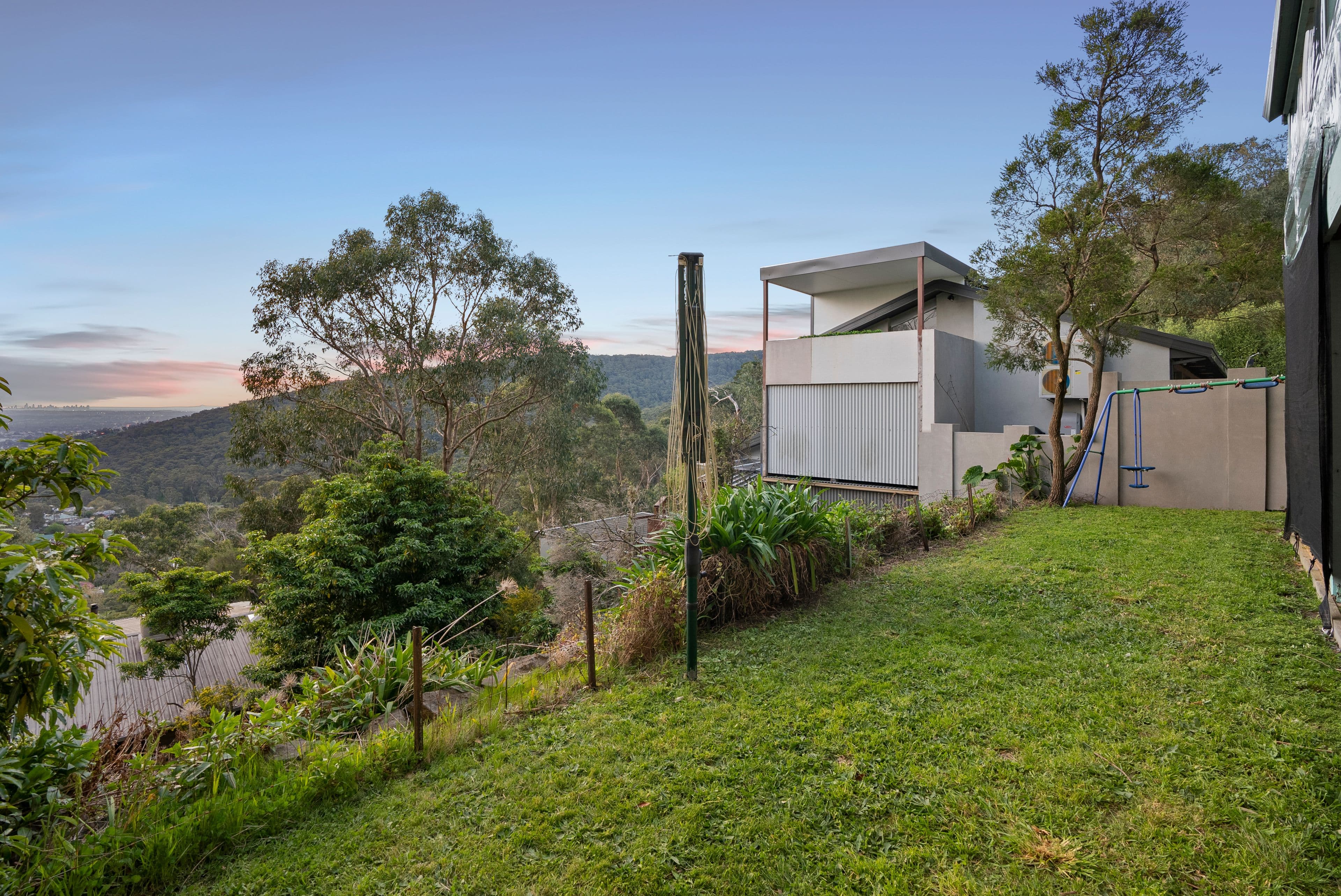 1 Irene Avenue, Upper Ferntree Gully VIC 3156, Upper Ferntree Gully - Thumbnail 3