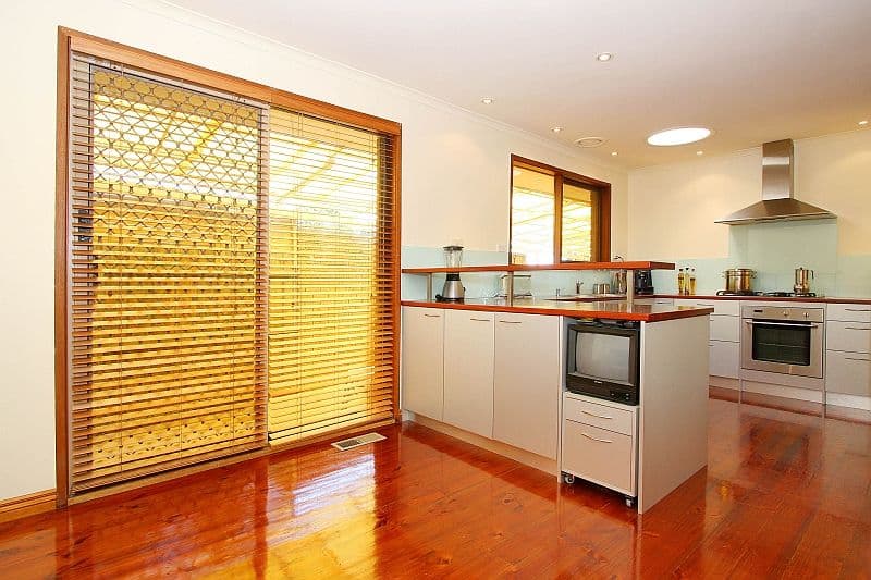 13  Wenden Road, MILL PARK VIC 3082, Mill Park - Thumbnail 3