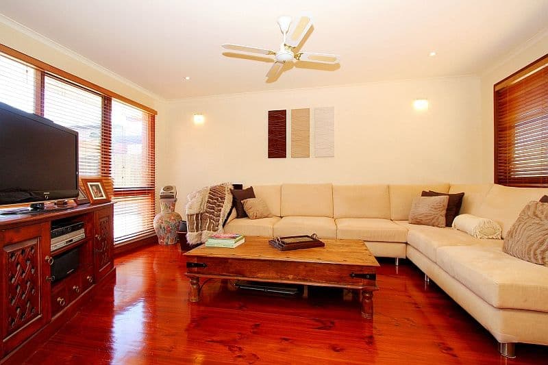 13  Wenden Road, MILL PARK VIC 3082, Mill Park - Thumbnail 6