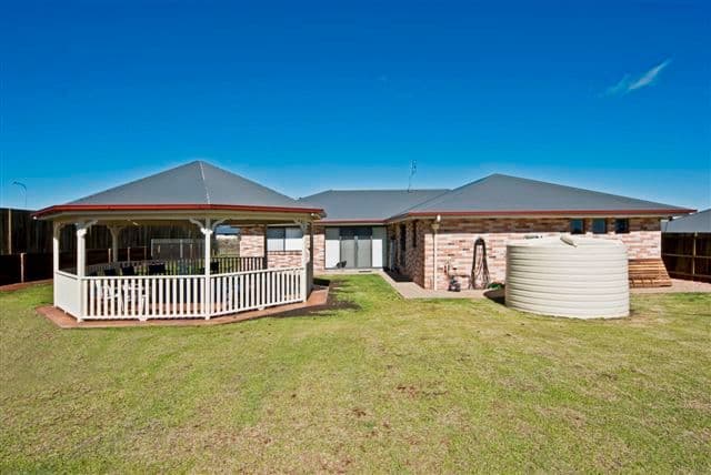 24  Whitman Street, WESTBROOK QLD 4350, Westbrook - Thumbnail 4