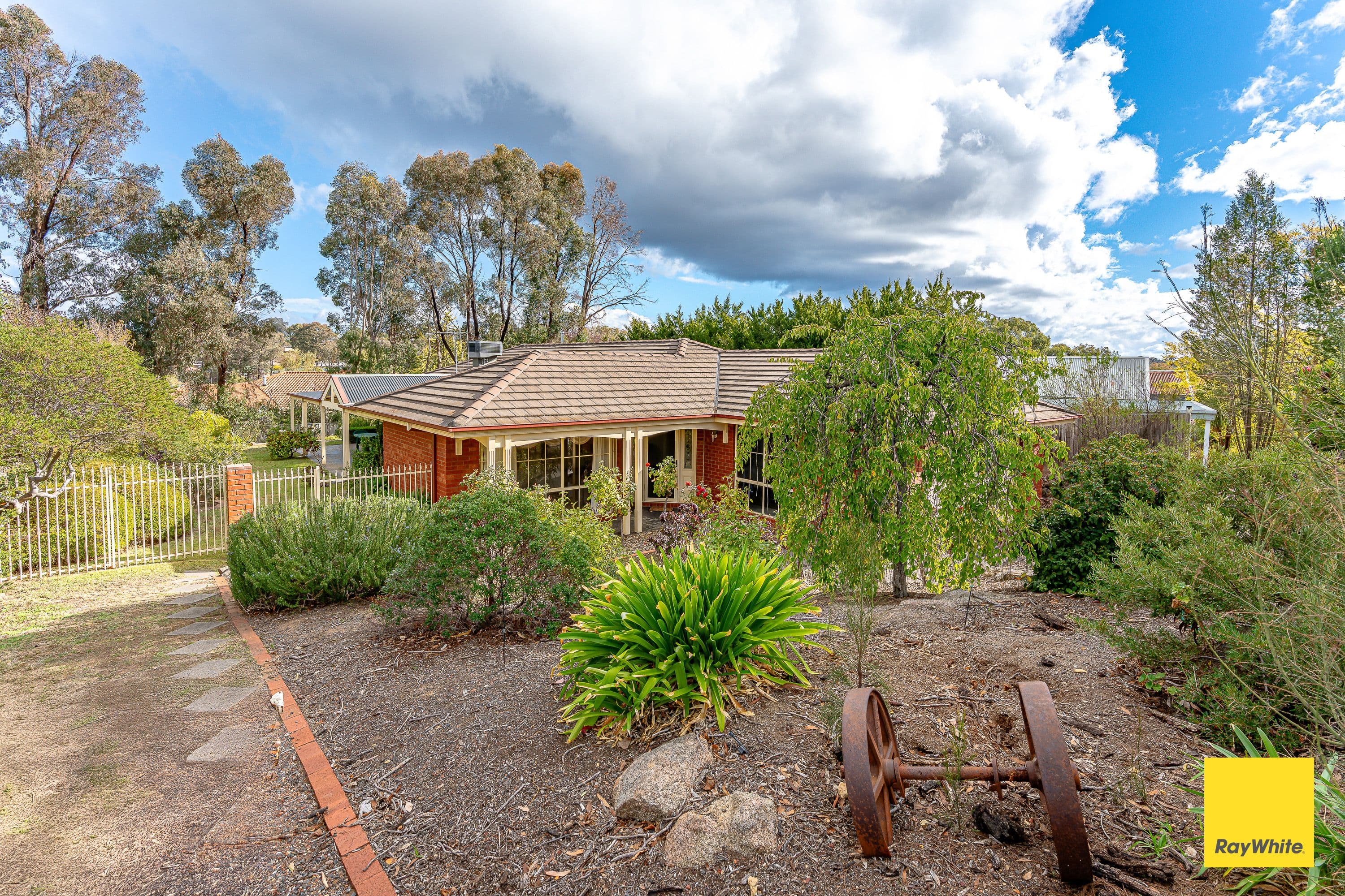 12 Sandstone Rise, Strathdale VIC 3550, Strathdale - Image 1