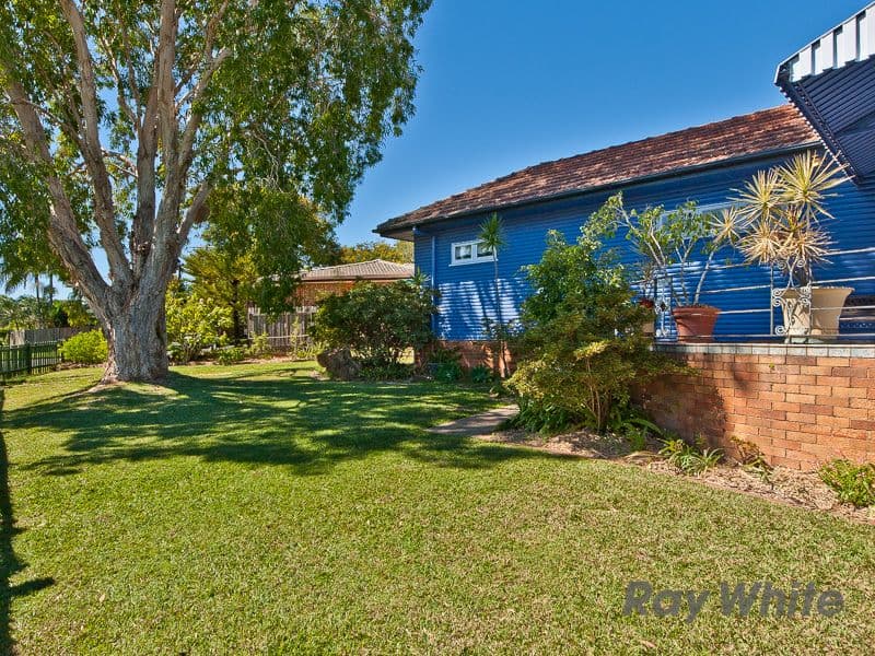 7 Lucan Avenue, Aspley QLD 4034, Aspley - Thumbnail 2