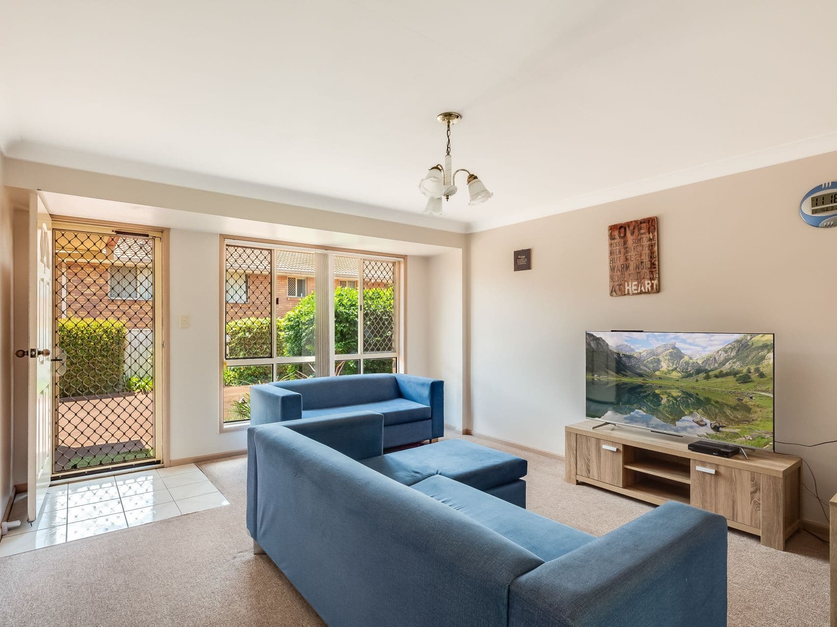 8 Cortess Street, Kearneys Spring QLD 4350, Kearneys Spring - Thumbnail 2