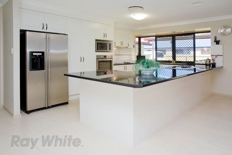 27 Riverside Crescent, SPRINGFIELD LAKES QLD 4300, Springfield Lakes - Thumbnail 2