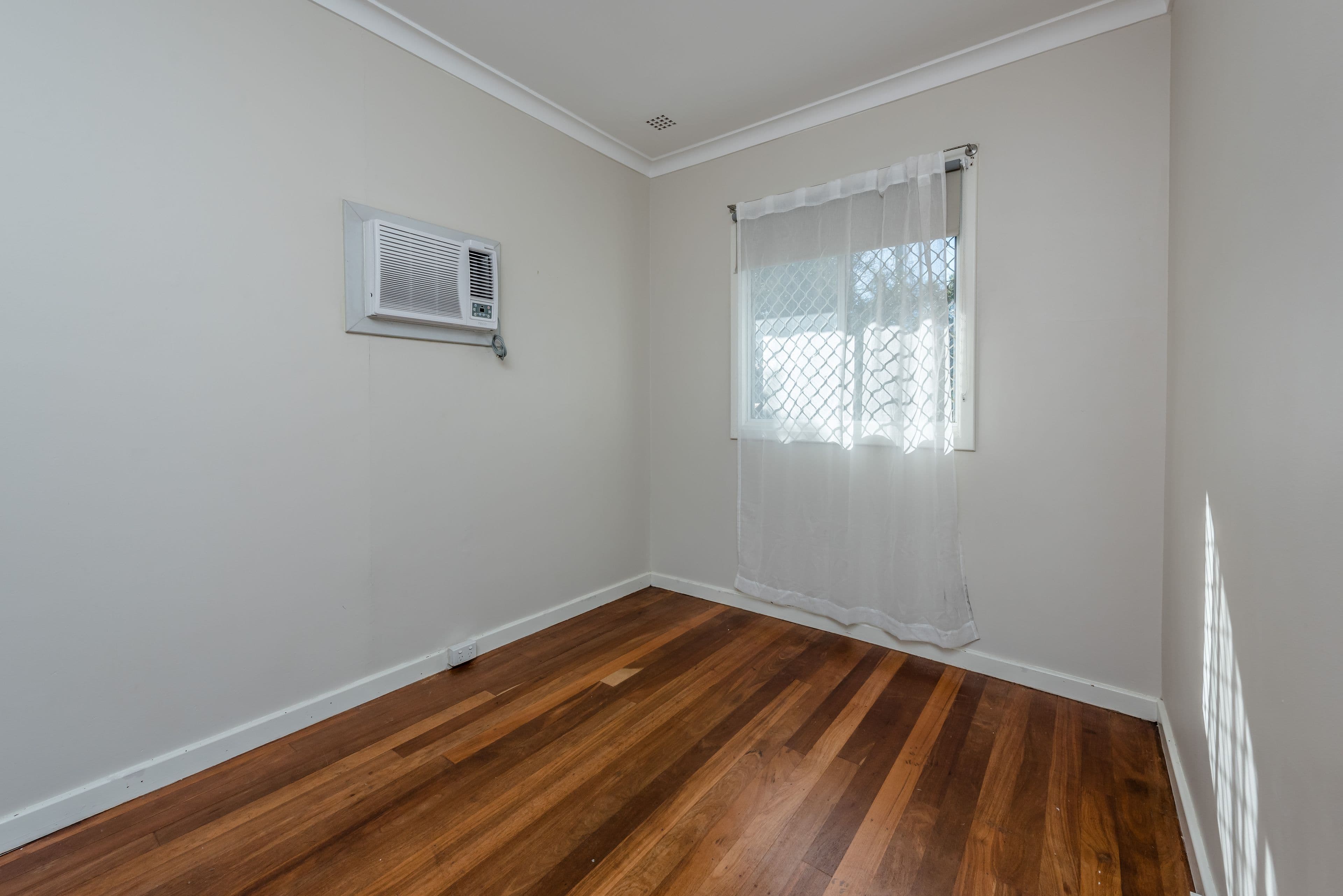 52 Dorothy Street, Geraldton WA 6530, Geraldton - Thumbnail 8