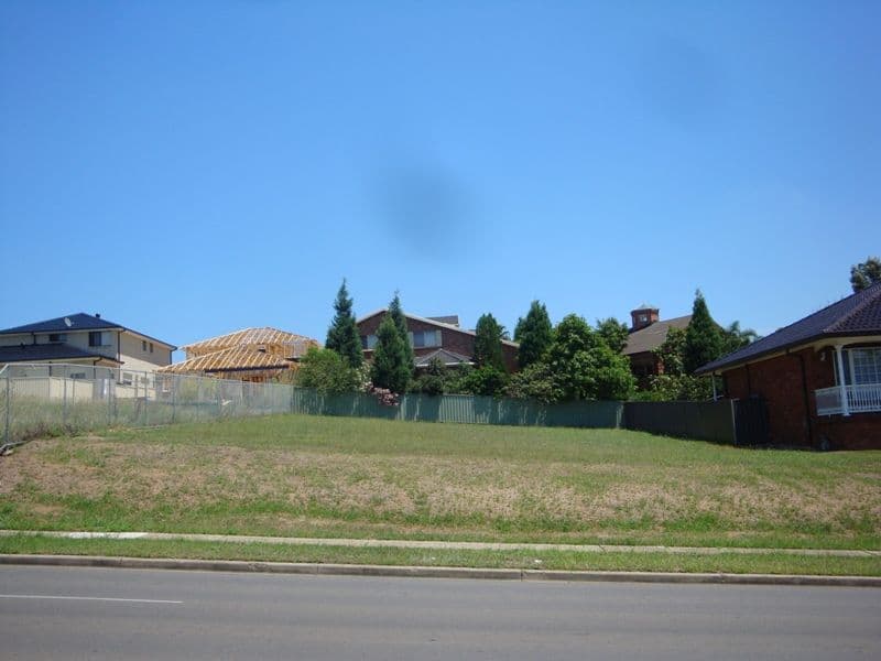113 Wilson Road, BONNYRIGG HEIGHTS NSW 2177, Bonnyrigg Heights - Thumbnail 2
