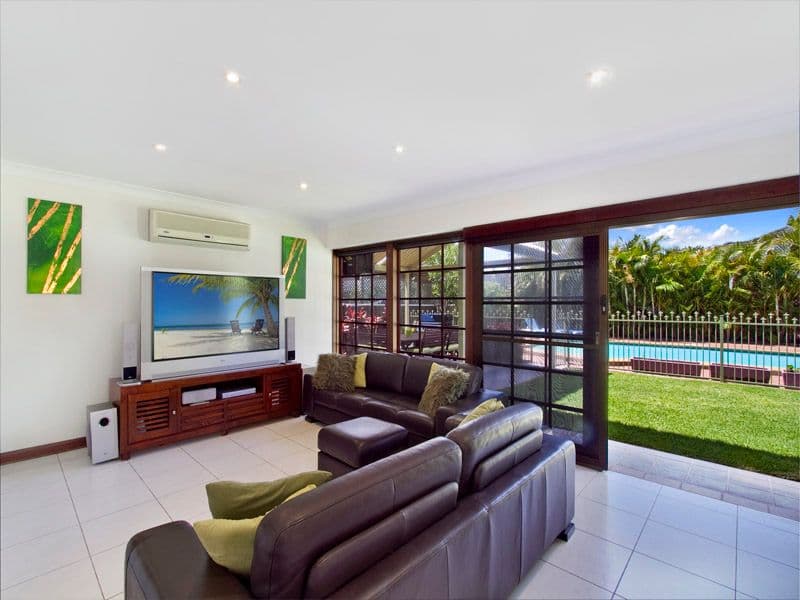 10 Hampton Road, SYLVANIA WATERS NSW 2224, Sylvania Waters - Thumbnail 3