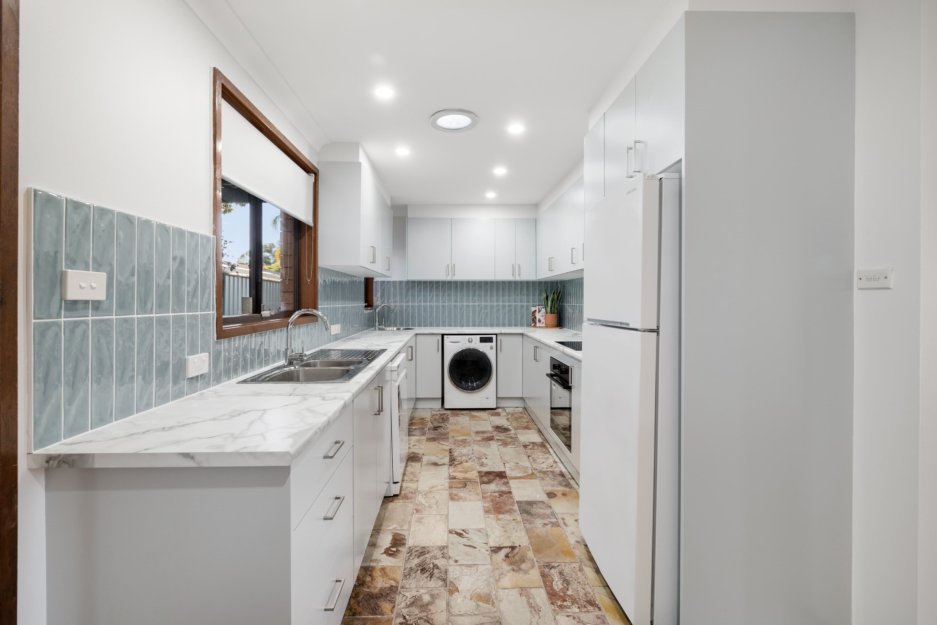 22 Chasselas Avenue, Eschol Park NSW 2558, Spring Farm - Thumbnail 7