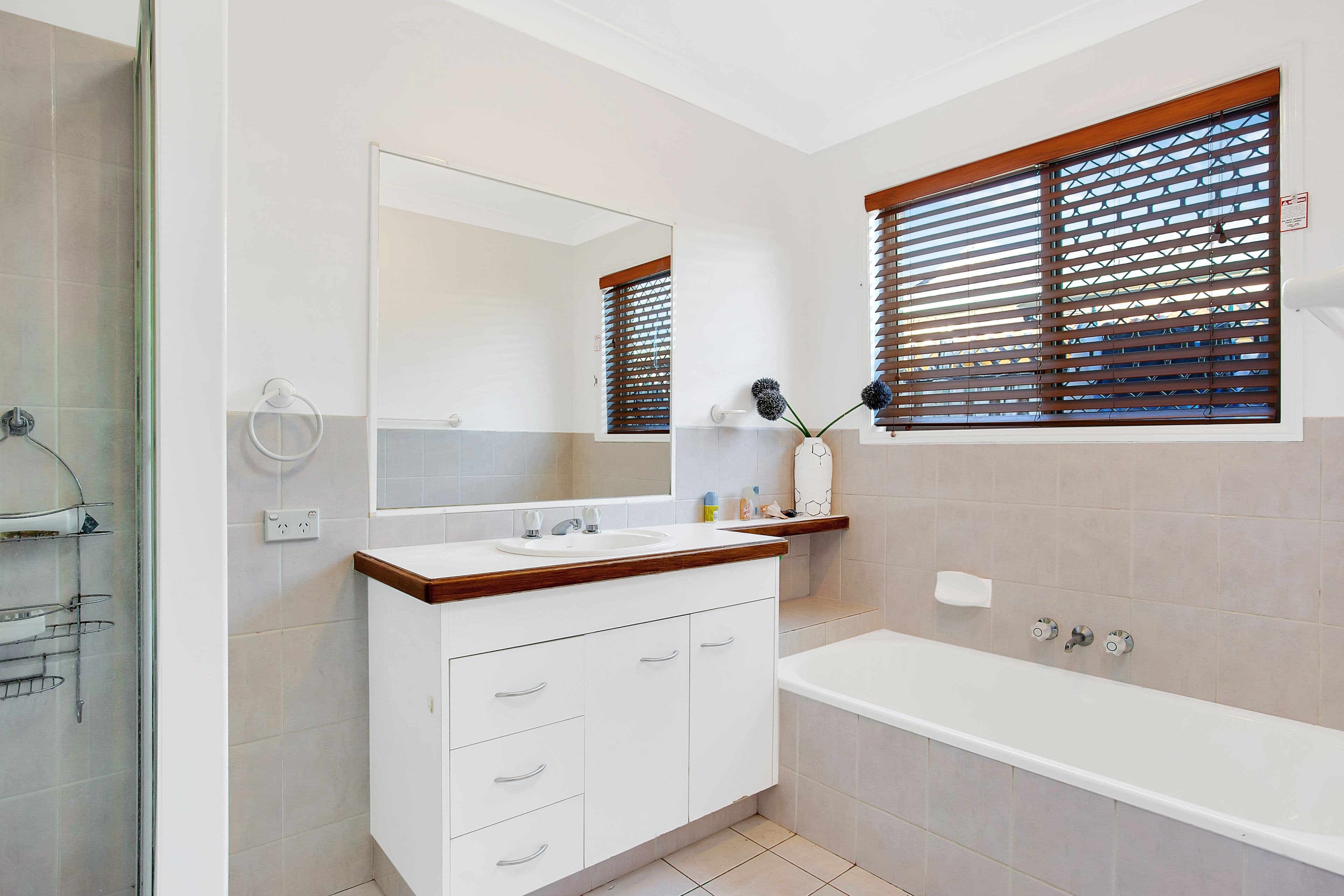 7 Massachusetts Court, Varsity Lakes QLD 4227, Varsity Lakes - Thumbnail 7