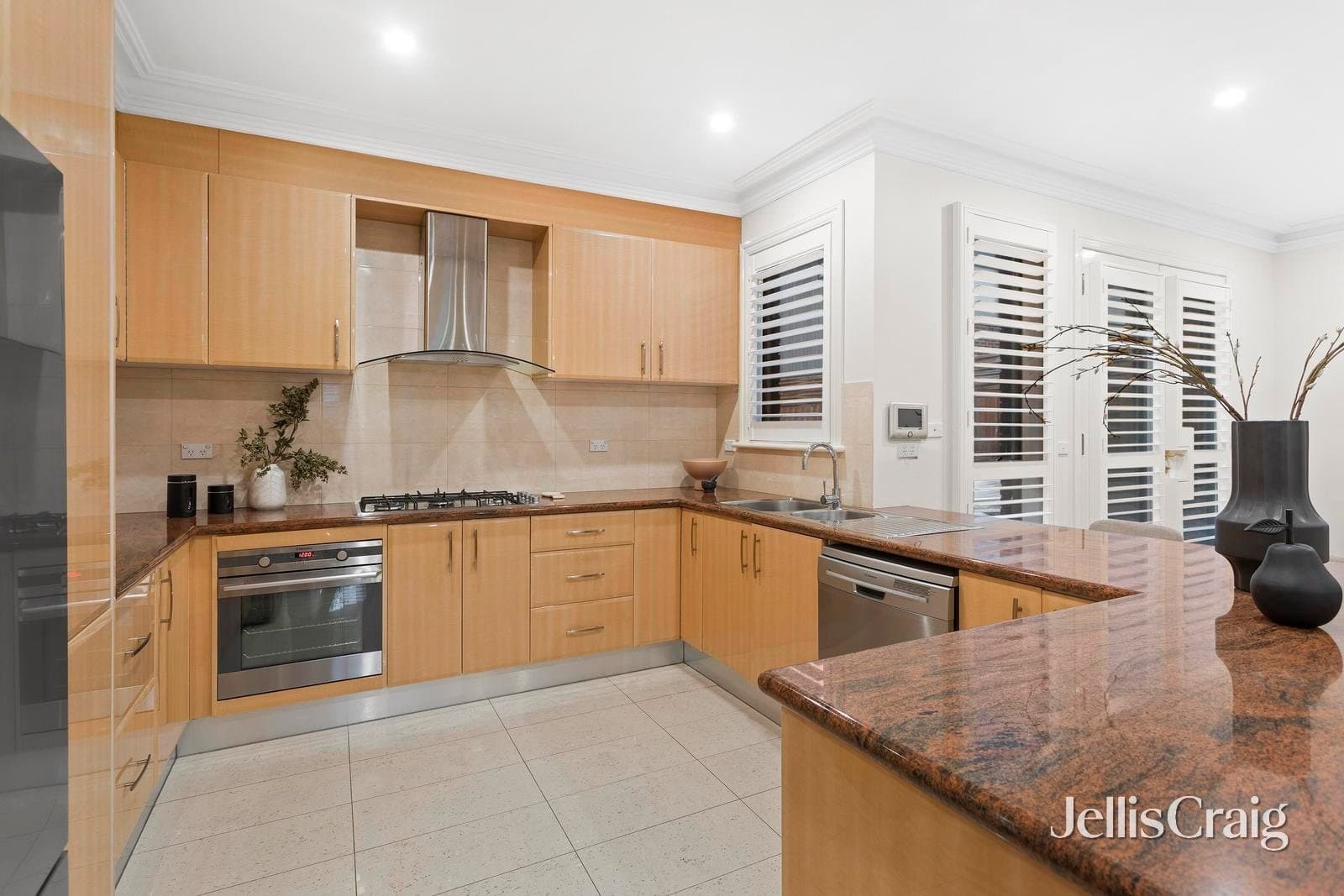 263 Gillies Street, Fairfield, Fairfield - Thumbnail 8