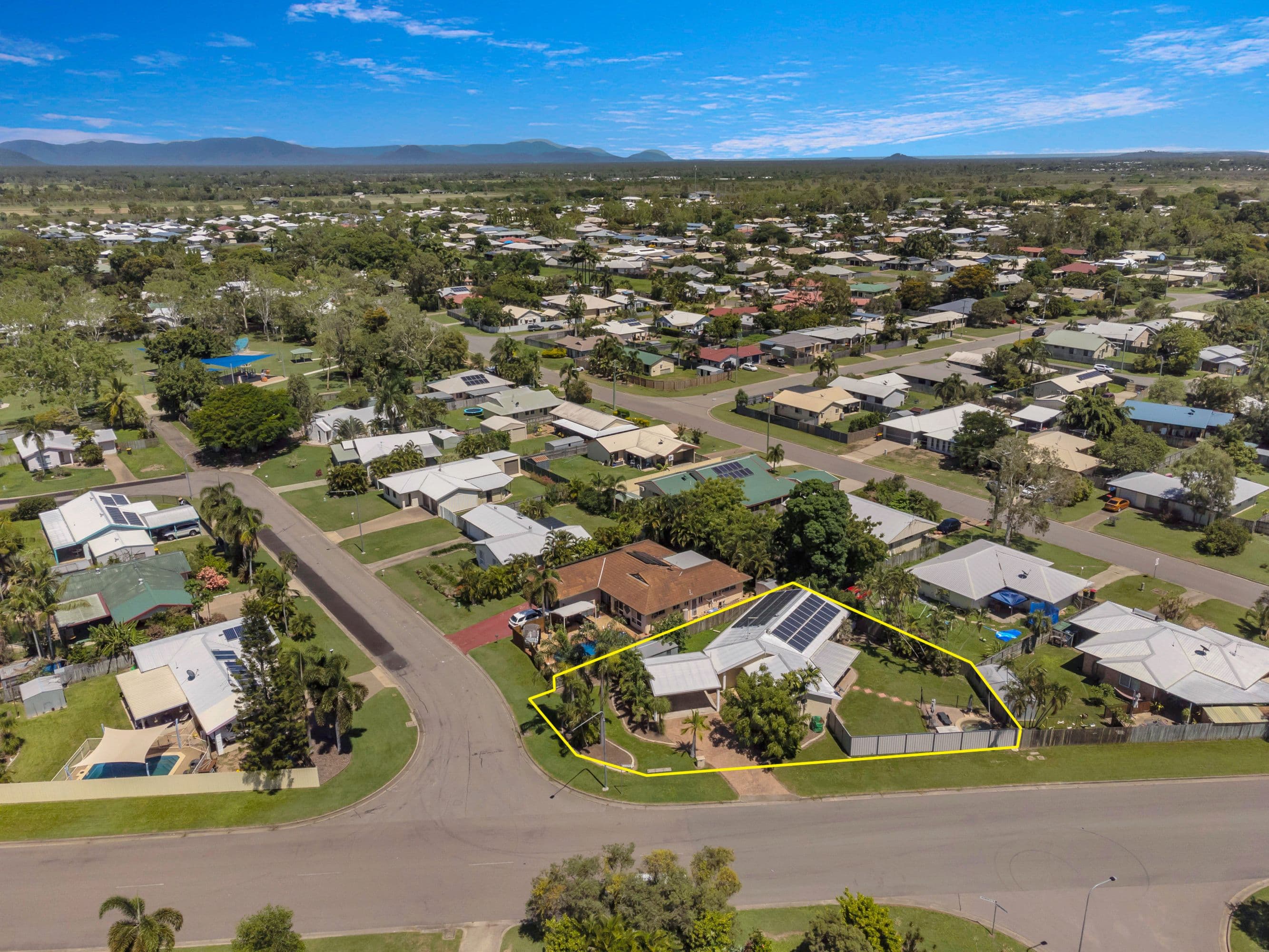 16 Sentosa Court, Kelso QLD 4815, Kelso - Thumbnail 2