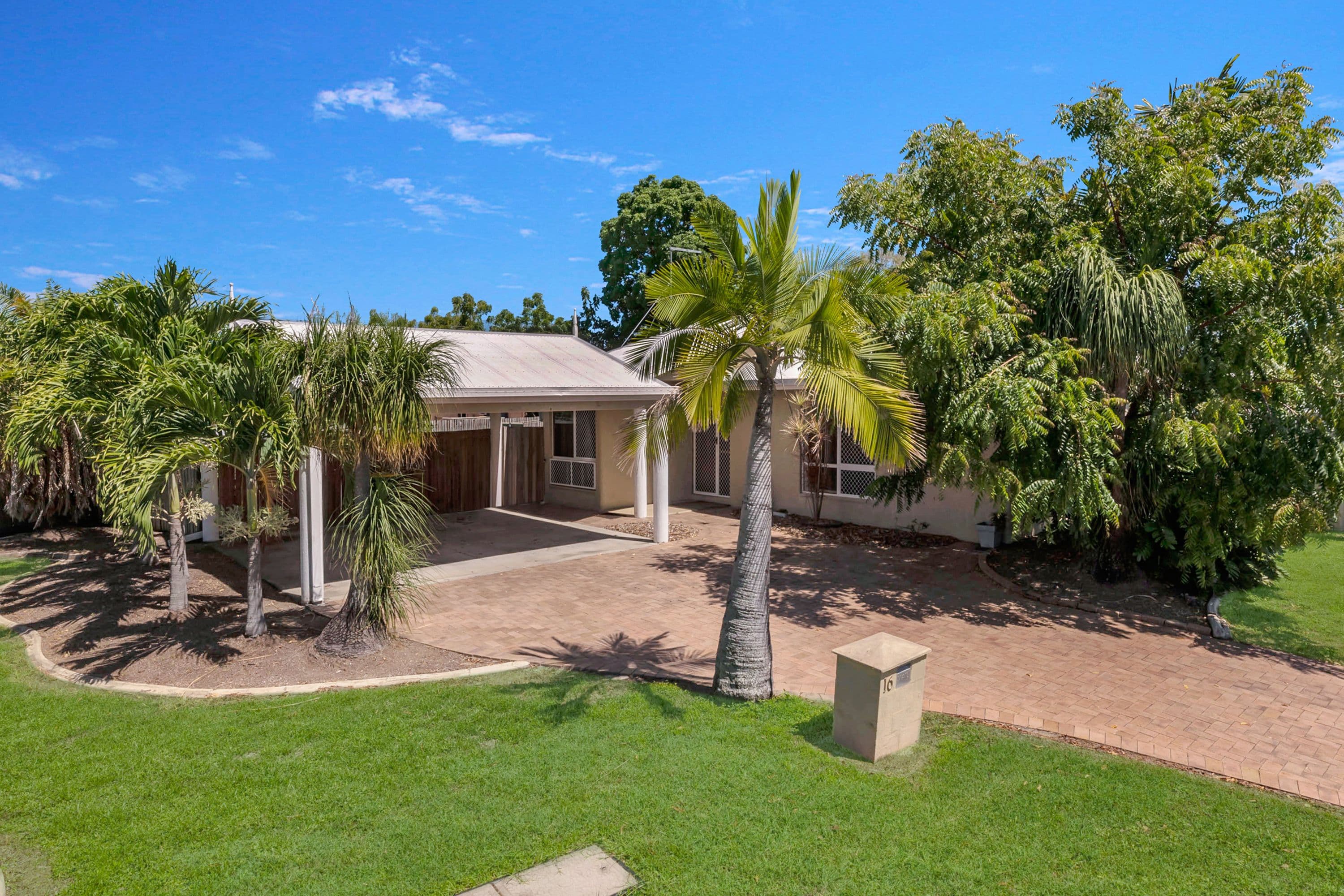 16 Sentosa Court, Kelso QLD 4815, Kelso - Thumbnail 3