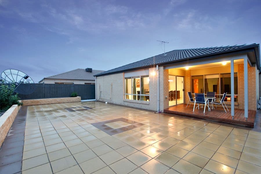 37 Moorhen Boulevard, WILLIAMS LANDING VIC 3027, Williams Landing - Thumbnail 2