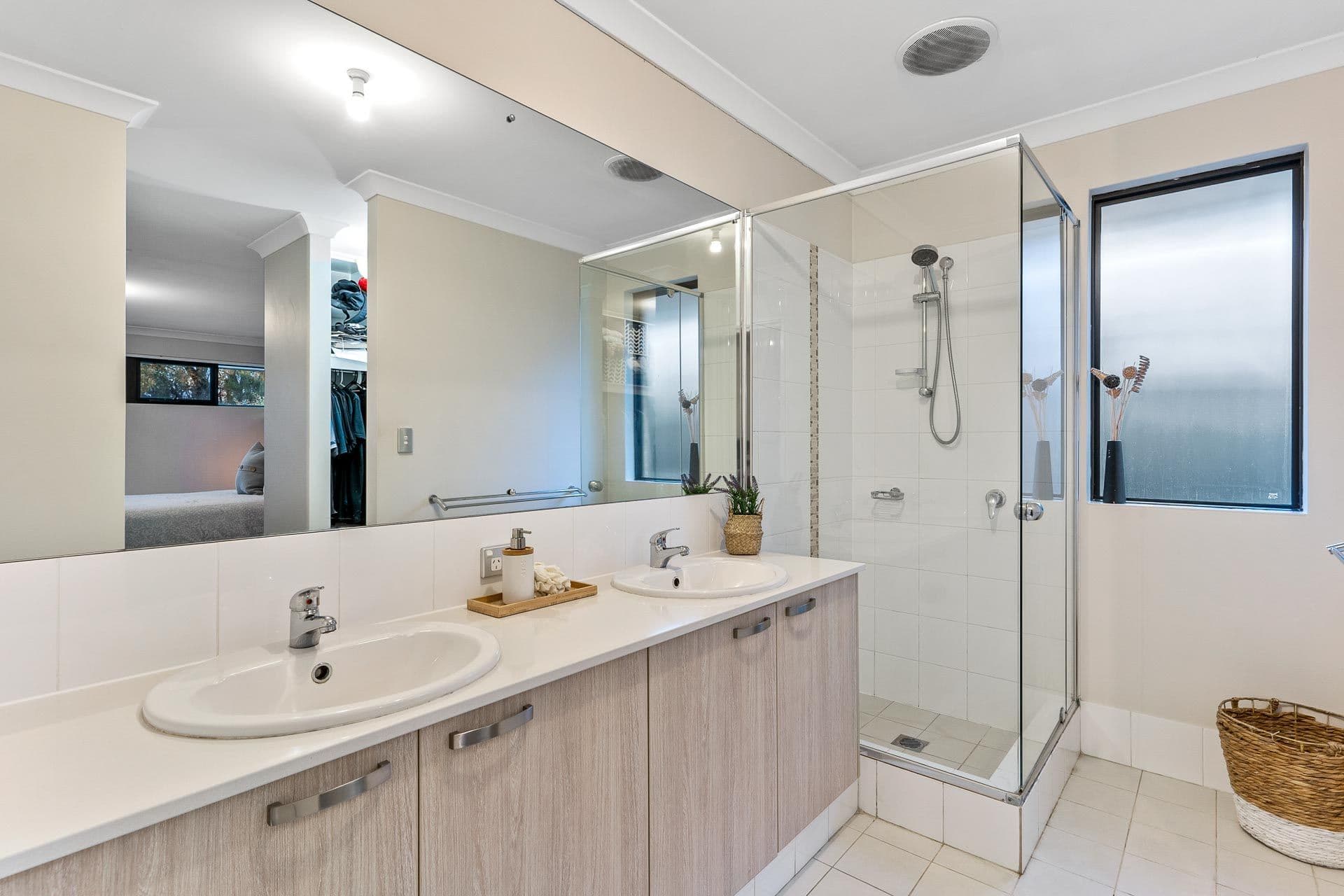 12 Jennapullin Crescent, Ellenbrook WA 6069, Ellenbrook - Thumbnail 5