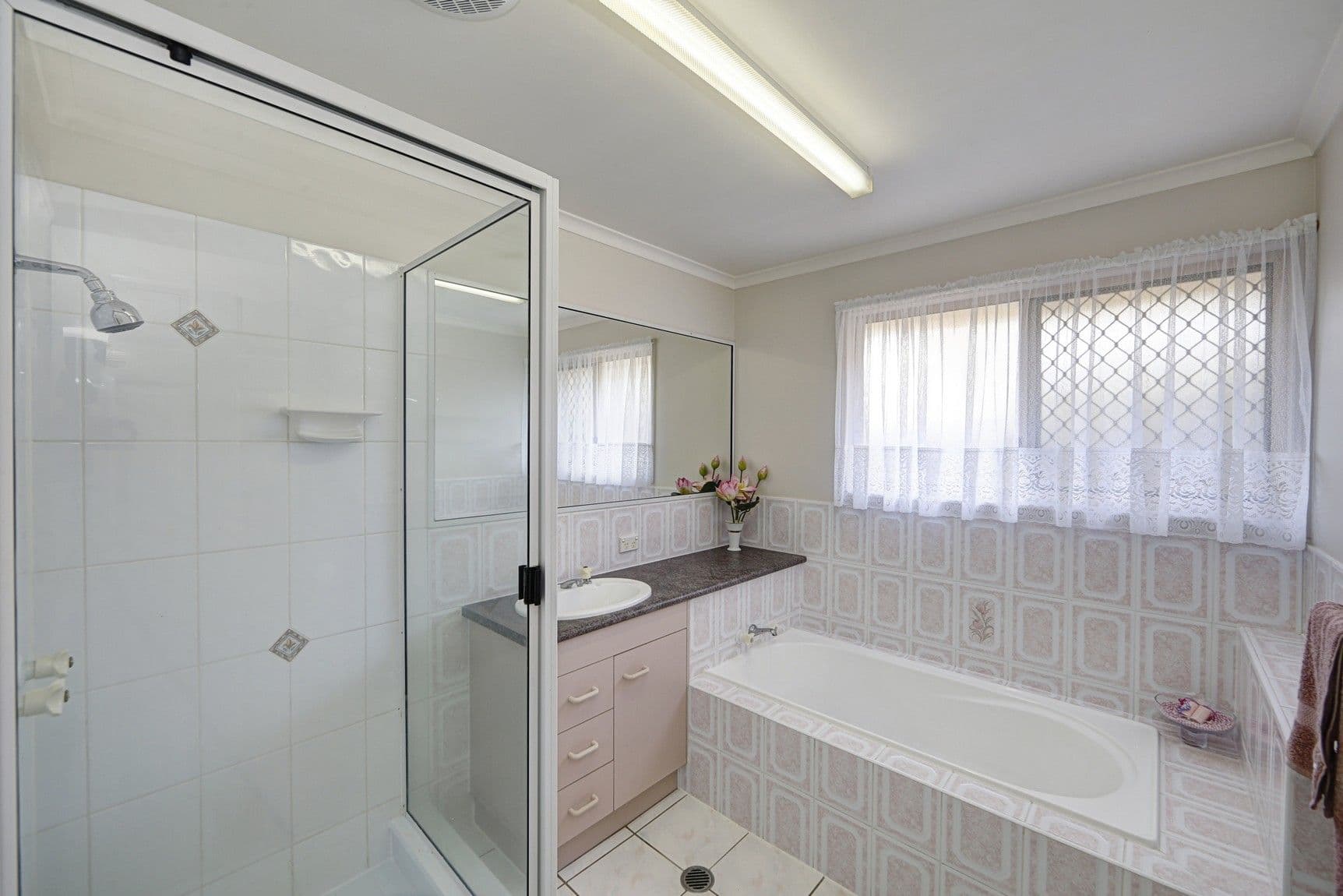 22 Glen Appin Drive, Avoca QLD 4670, Avoca - Thumbnail 4