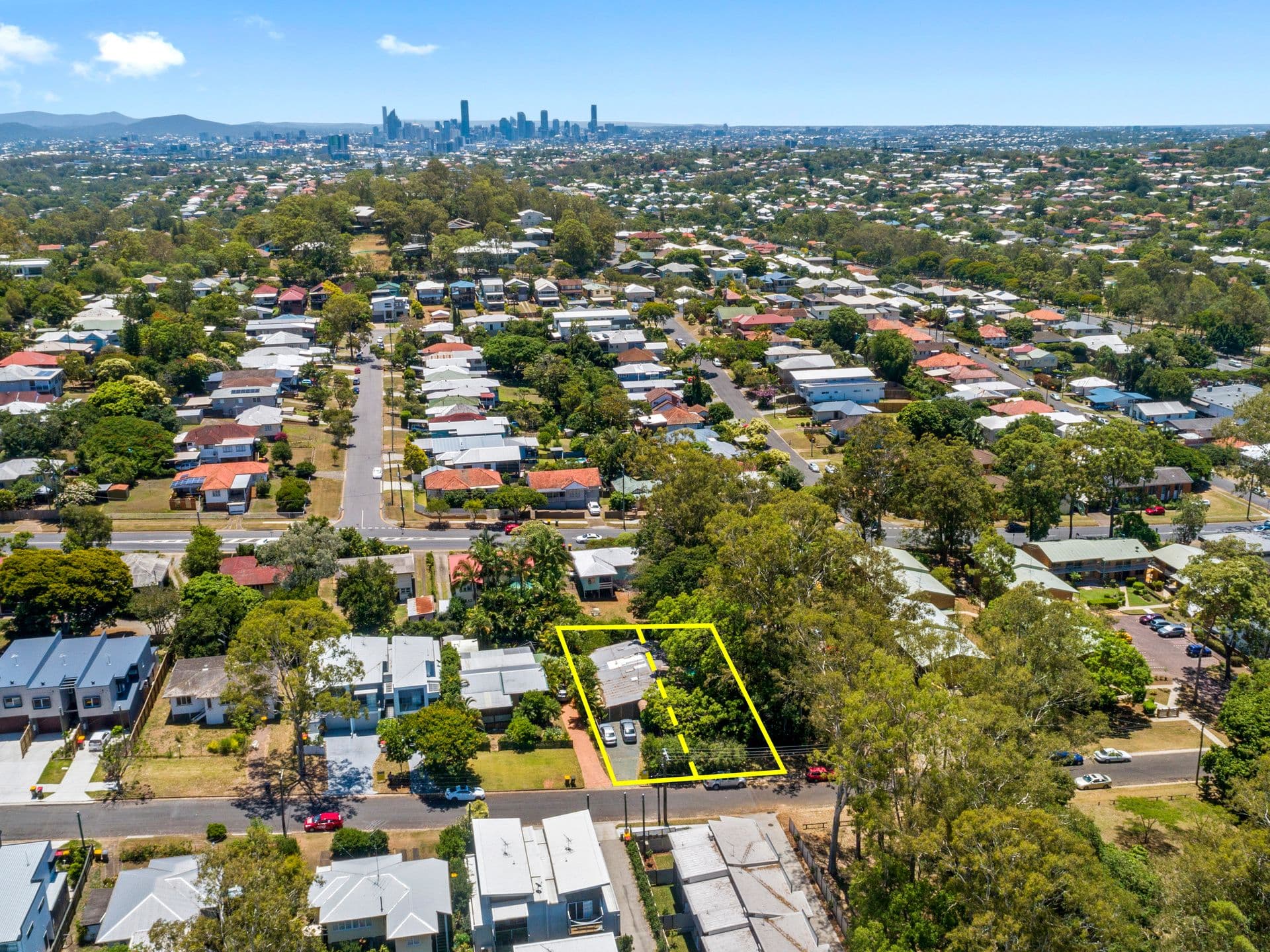 28 Rockingham Street, Mount Gravatt QLD 4122, Mount Gravatt - Image 1