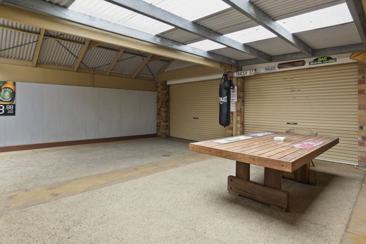 12 Whitehall Crescent, Werribee VIC 3030, Werribee - Thumbnail 2