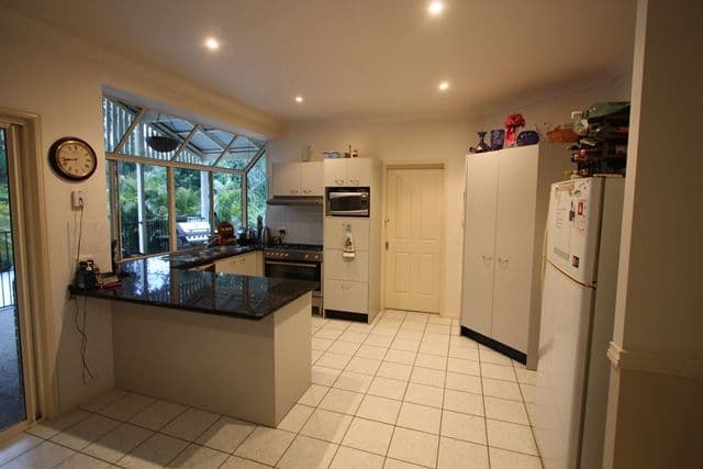 7 Topaz Court, SOUTHSIDE QLD 4570, Southside - Thumbnail 3