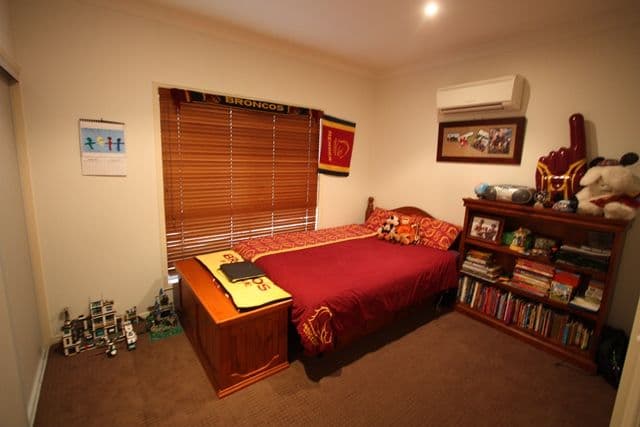7 Topaz Court, SOUTHSIDE QLD 4570, Southside - Thumbnail 5