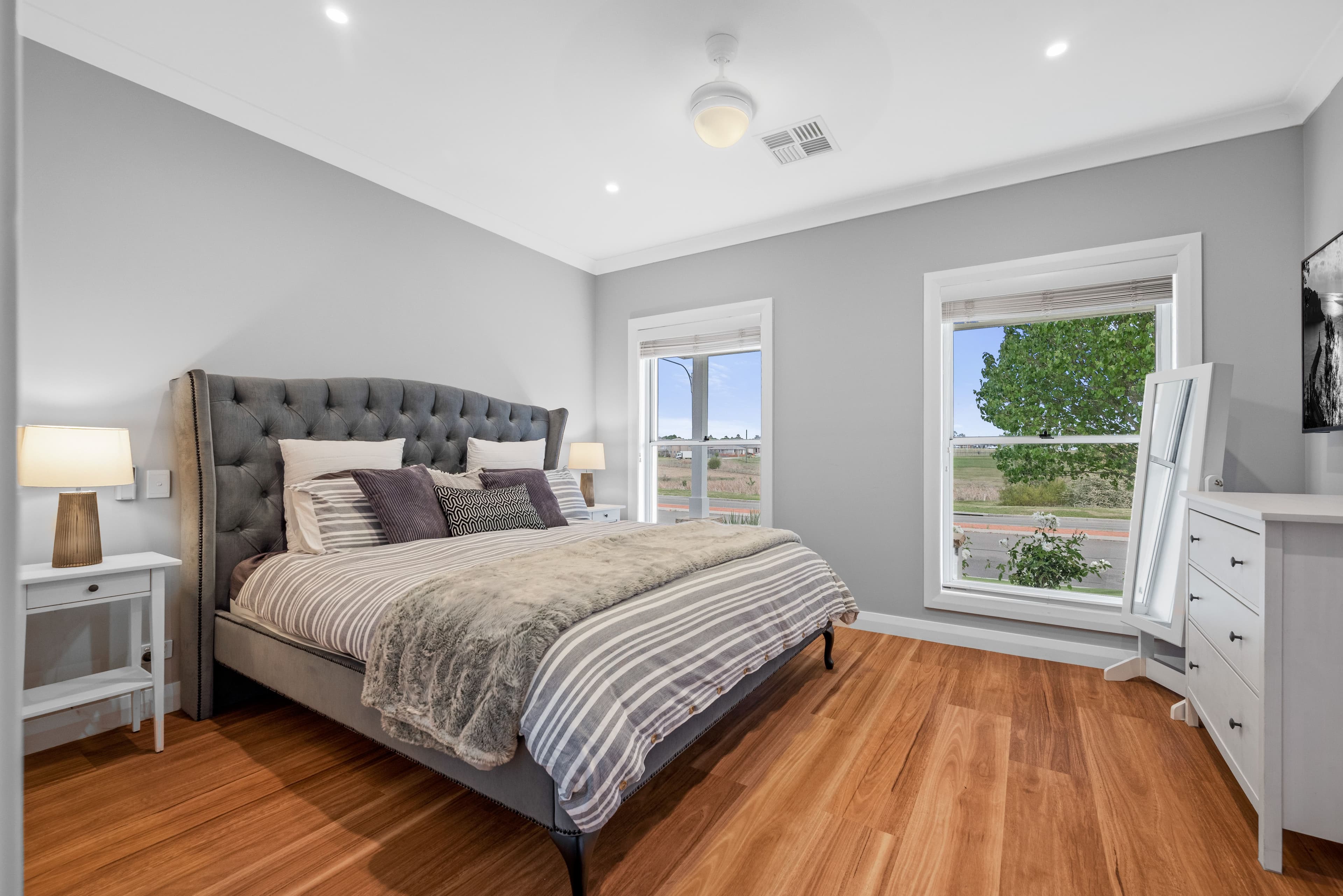 12 Liz Kernohan Drive, Elderslie NSW 2570, Elderslie - Thumbnail 3