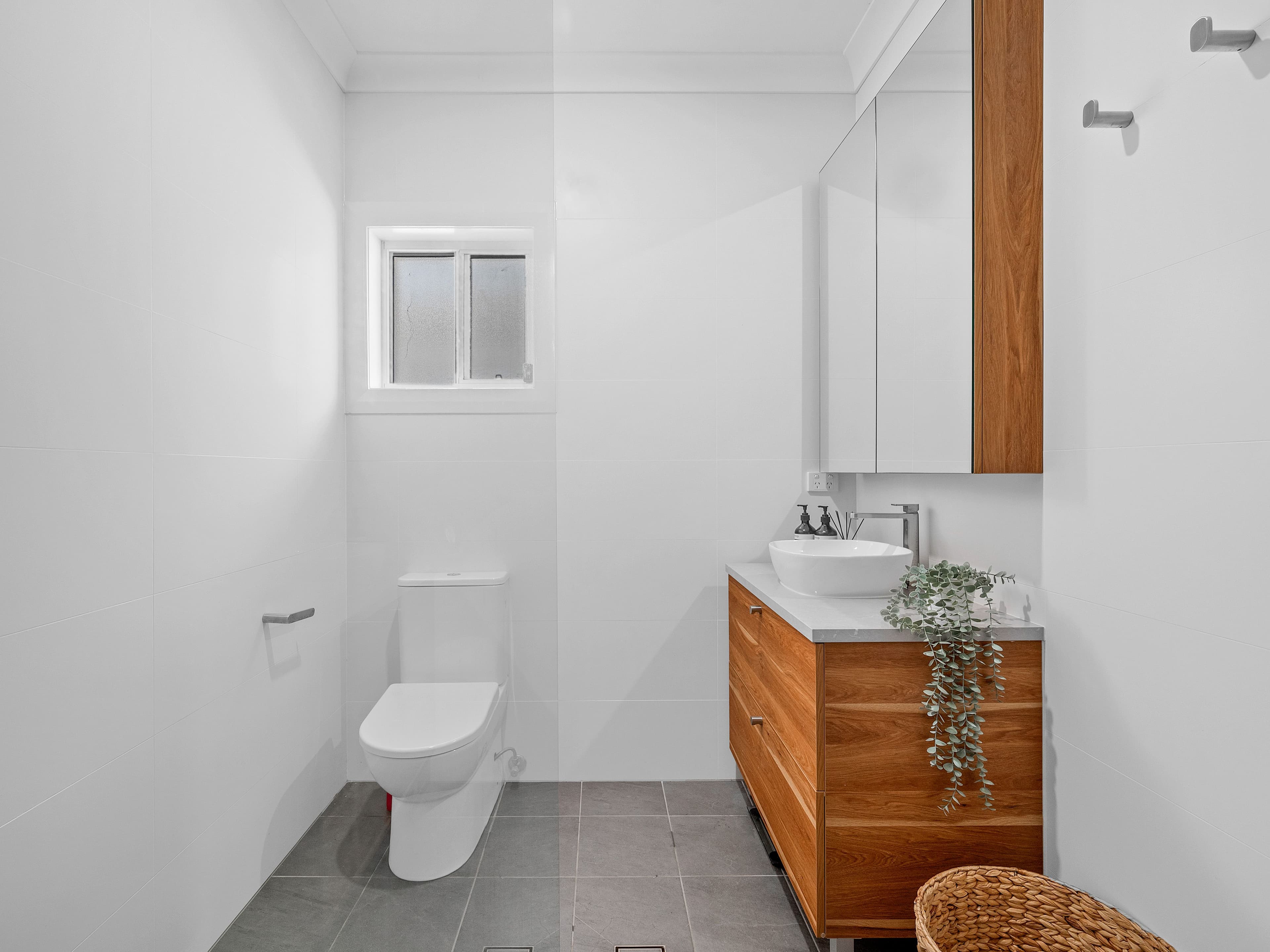 12 Liz Kernohan Drive, Elderslie NSW 2570, Elderslie - Thumbnail 4