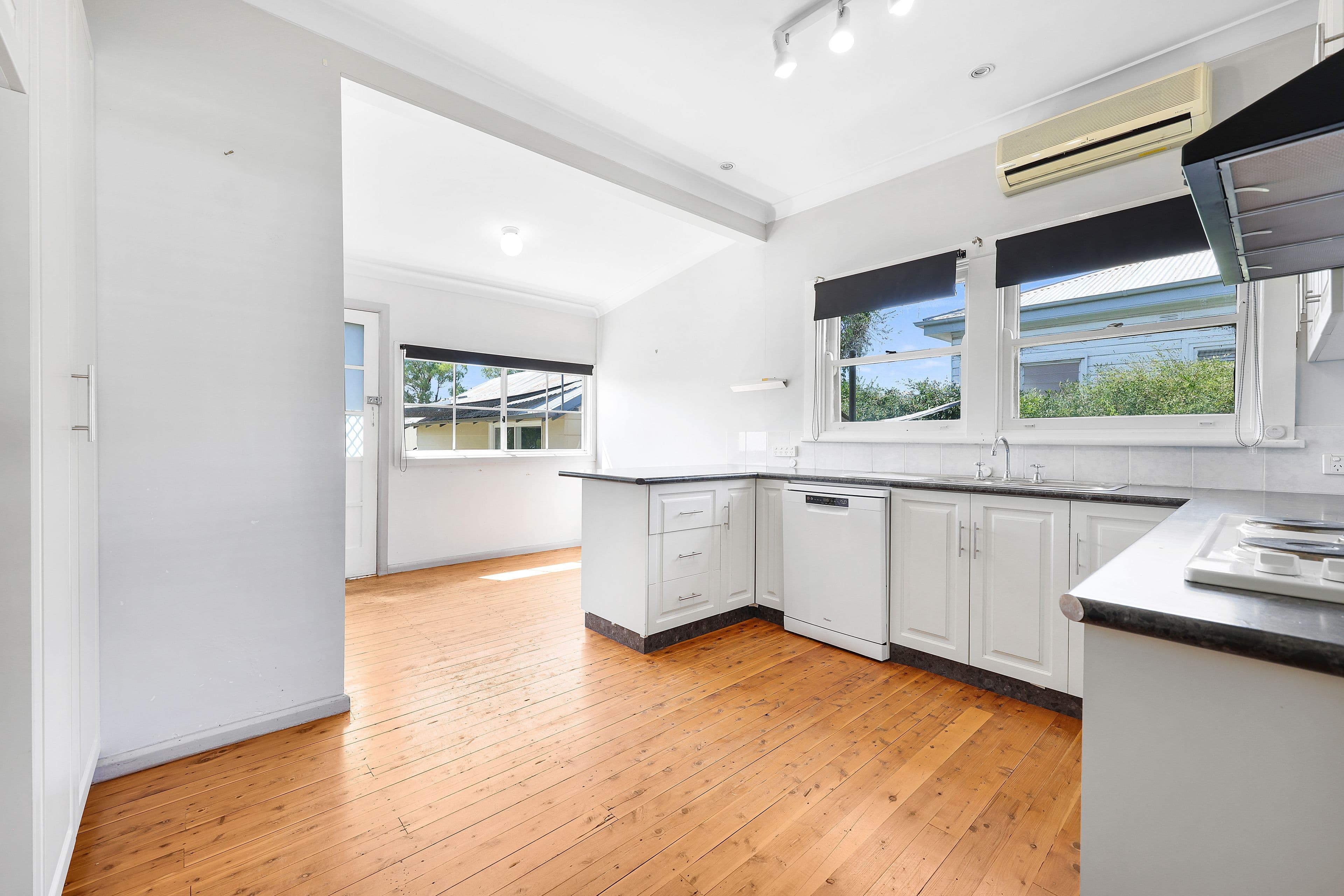 13 Hilton Street, Tamworth NSW 2340, South Tamworth - Thumbnail 5