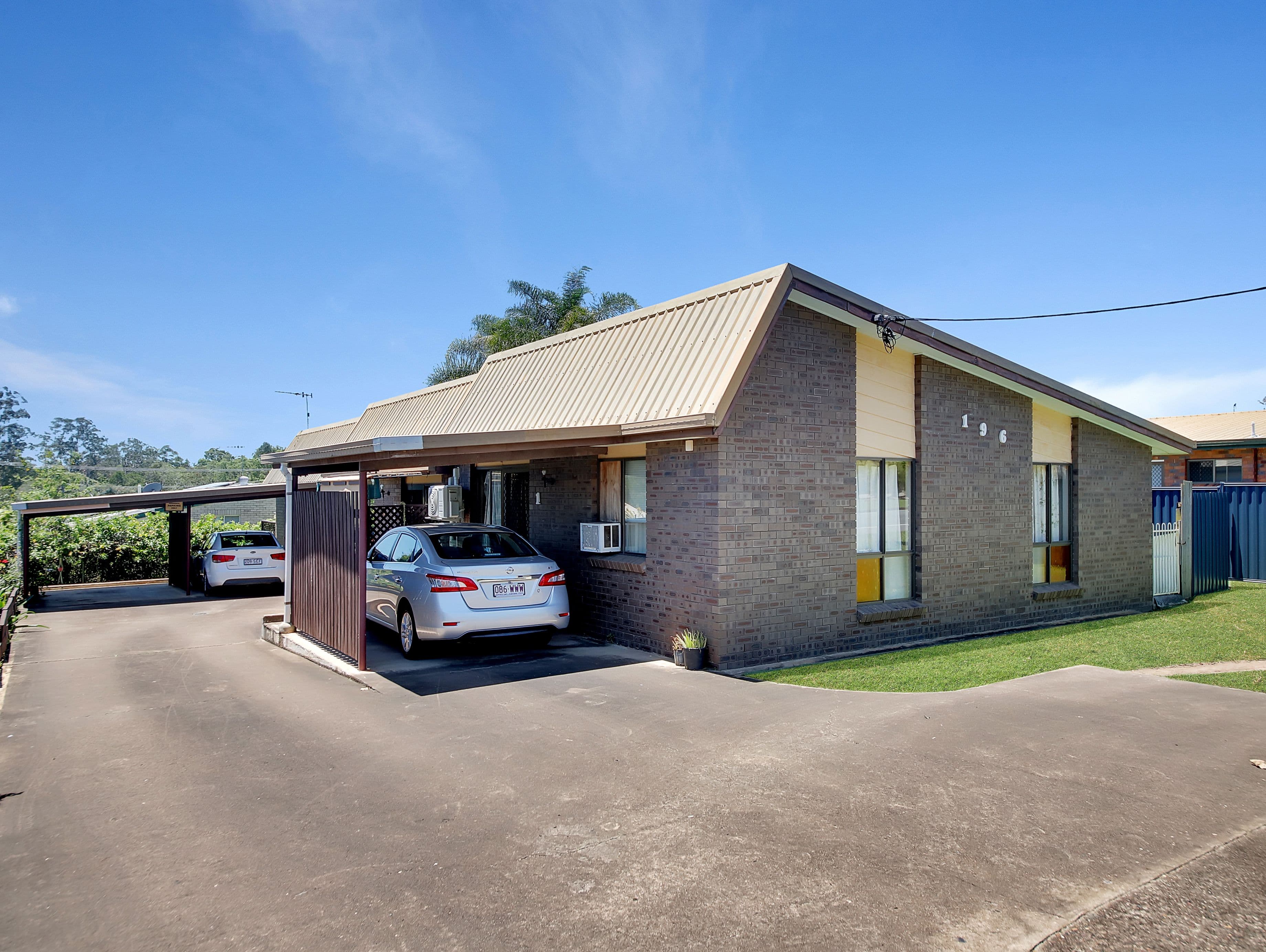196 Cambridge Street, Granville QLD 4650, Granville - Image 1