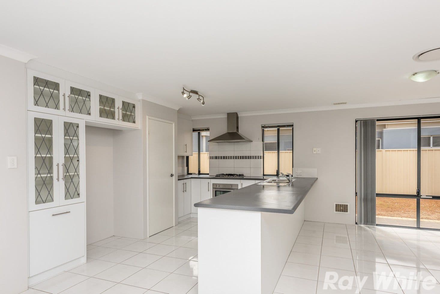 4 Essie Street, Wandina WA 6530, Wandina - Image 1
