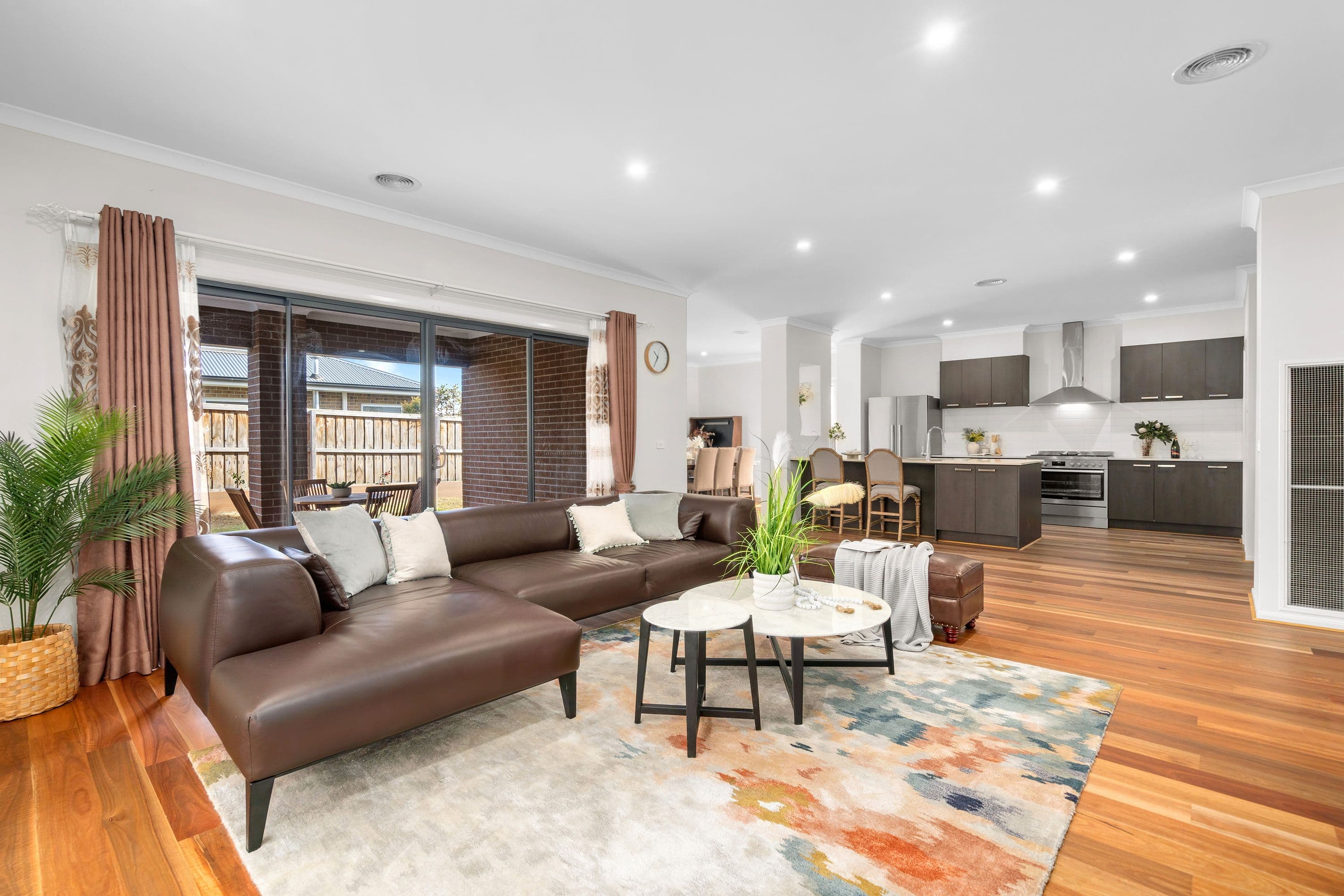 80 Harcrest Boulevard, Wantirna South VIC 3152, Wantirna South - Thumbnail 3