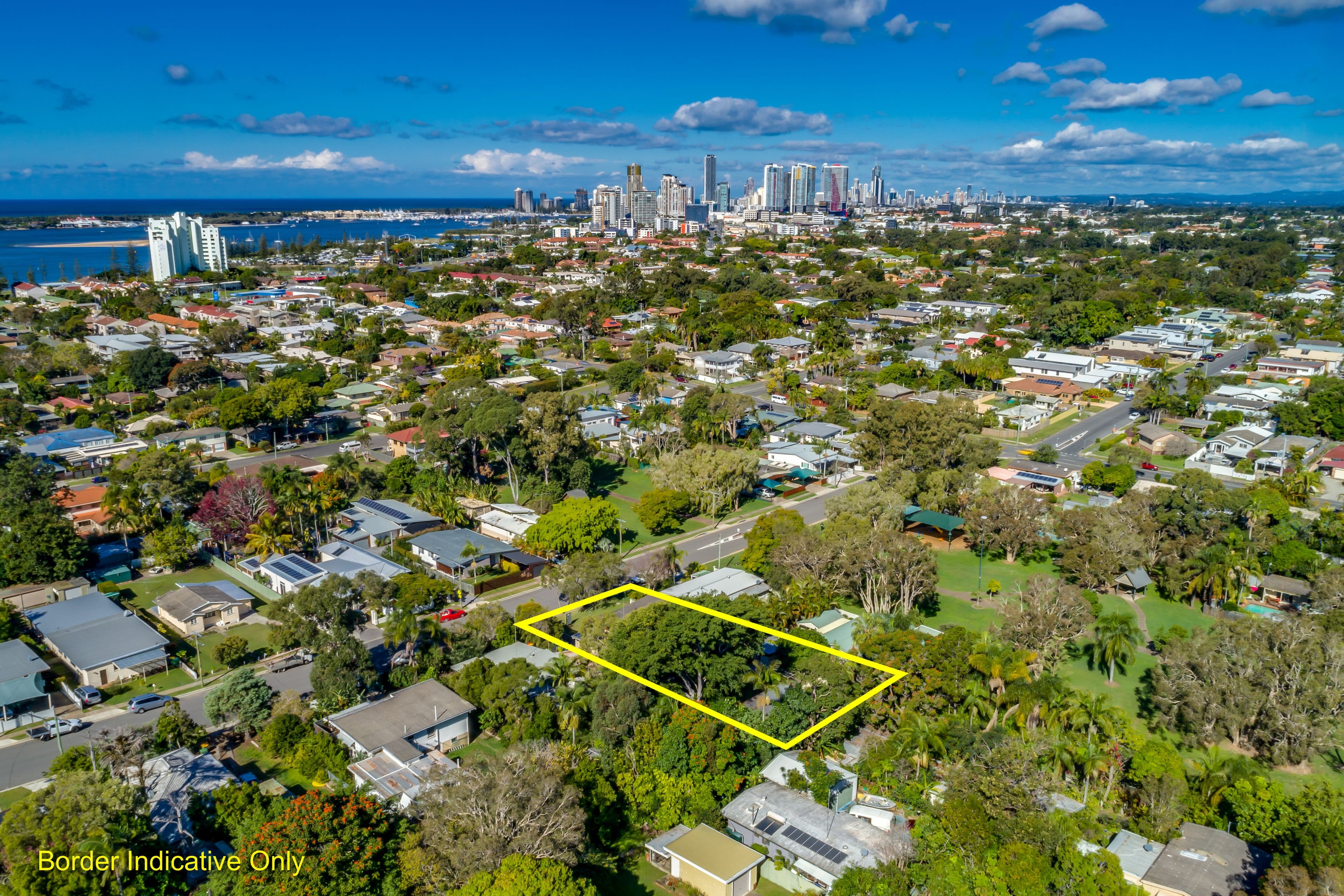 14 Harris Street, Labrador QLD 4215, Labrador - Thumbnail 2