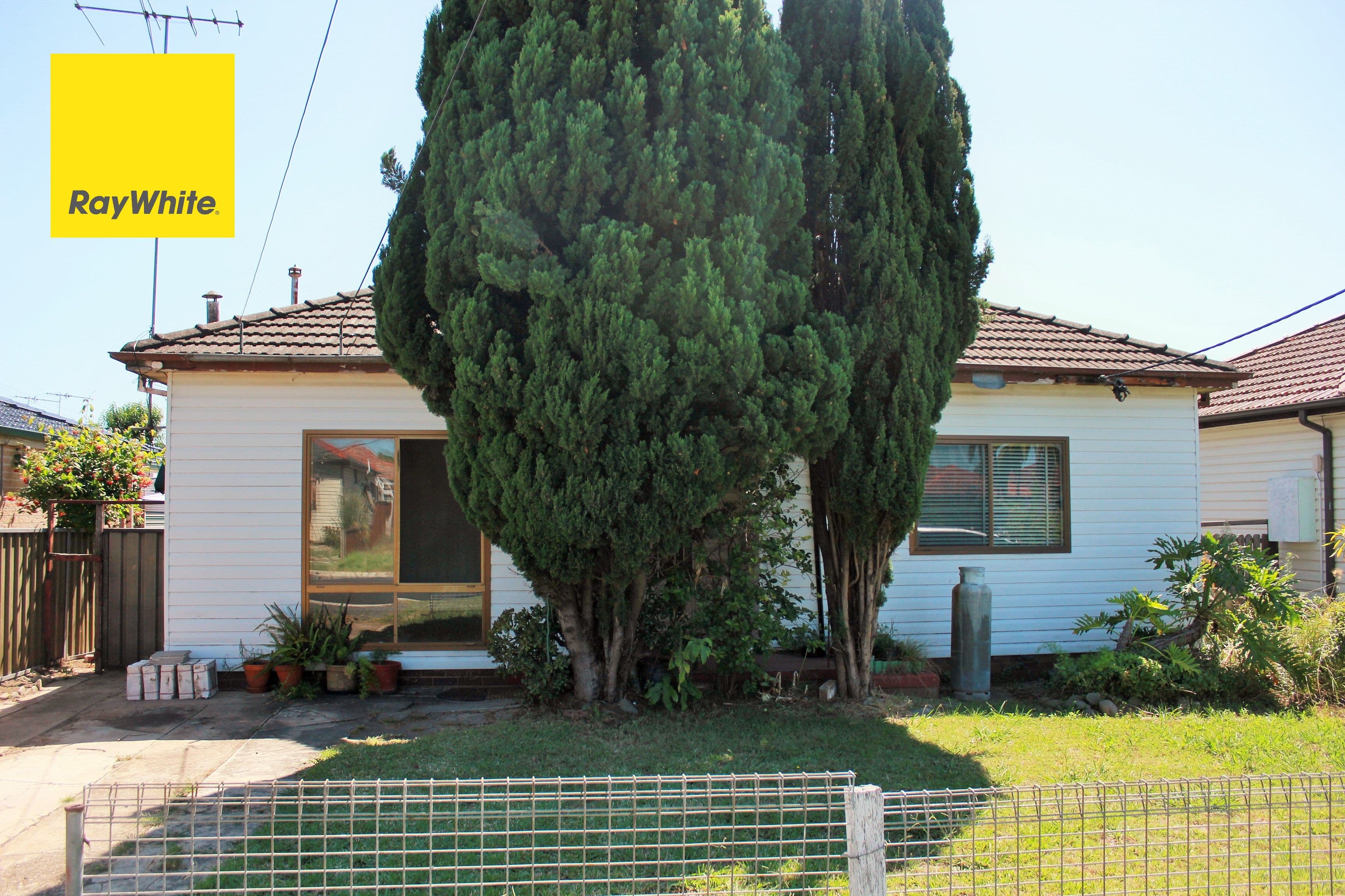 83 Queen Street, Canley Heights - Image 1