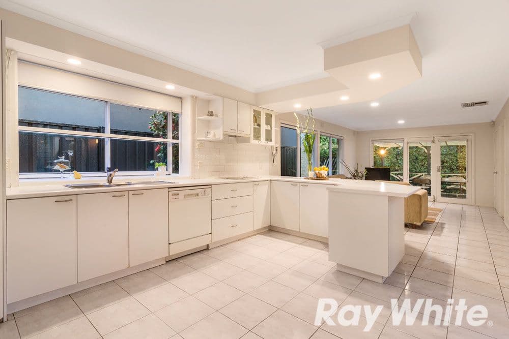 27 Ninevah Crescent, Wheelers Hill VIC 3150, Wheelers Hill - Thumbnail 5