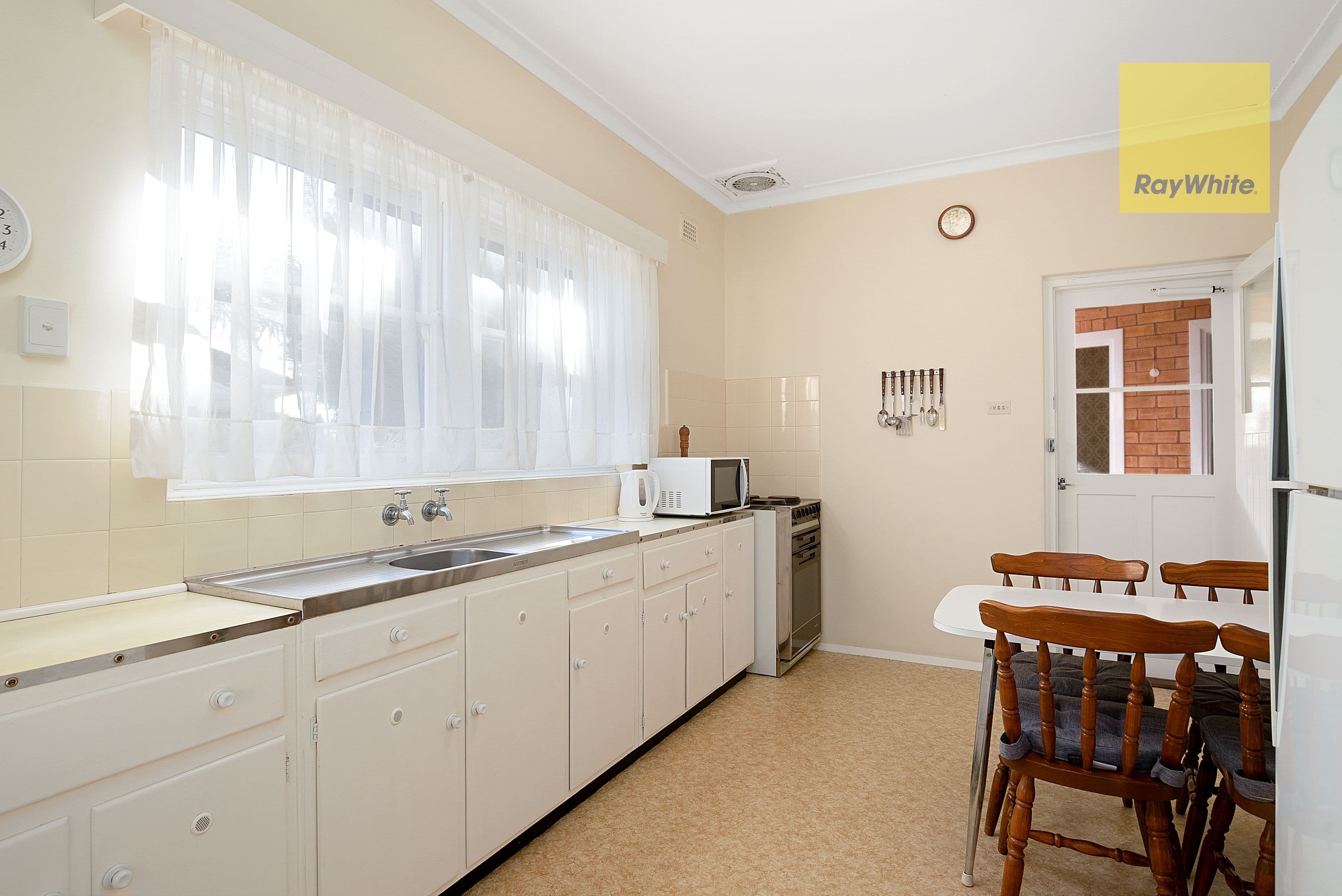 2 Wycombe Way, Glengowrie SA 5044, Glengowrie - Thumbnail 7