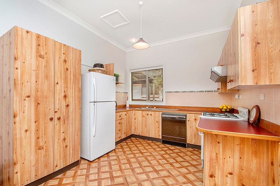 13 Rosebery Street, HEATHCOTE NSW 2233, Heathcote - Thumbnail 6