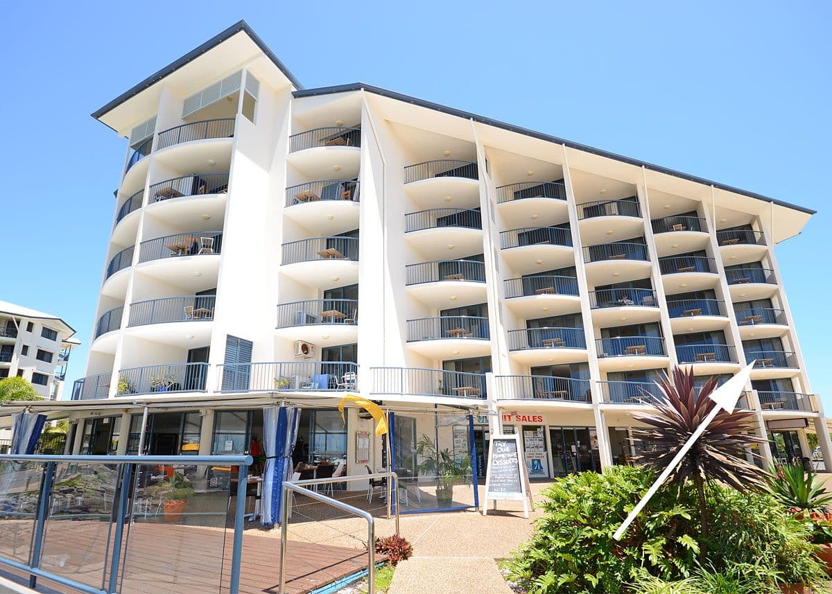 Unit 301 Mantra Resort, Buccaneer Drive, Urangan QLD 4655, Urangan - Image 1