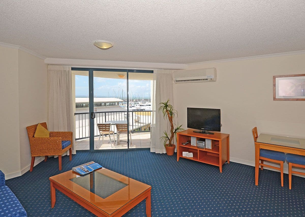 Unit 301 Mantra Resort, Buccaneer Drive, Urangan QLD 4655, Urangan - Thumbnail 6