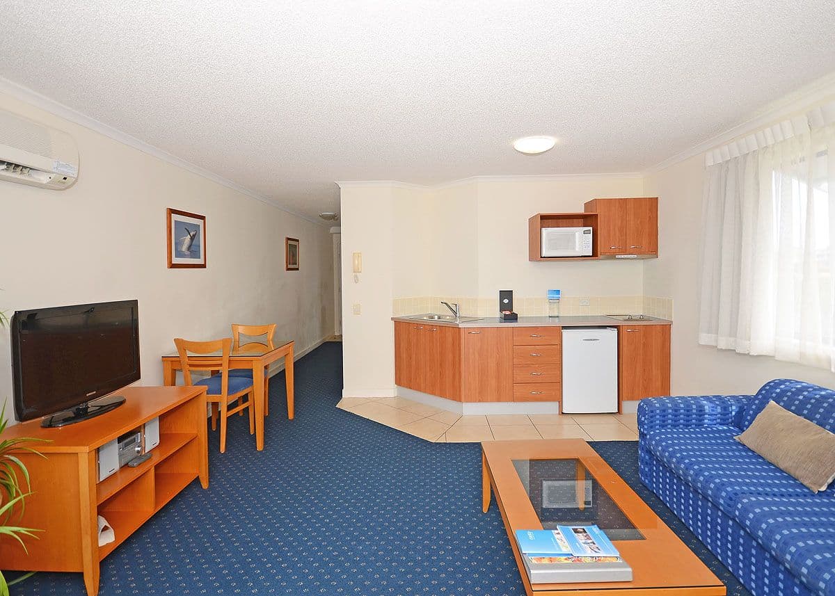 Unit 301 Mantra Resort, Buccaneer Drive, Urangan QLD 4655, Urangan - Thumbnail 7