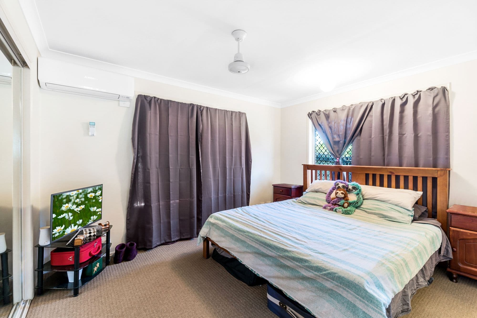 4 Antigua Crescent, Deception Bay QLD 4508, Deception Bay - Thumbnail 4