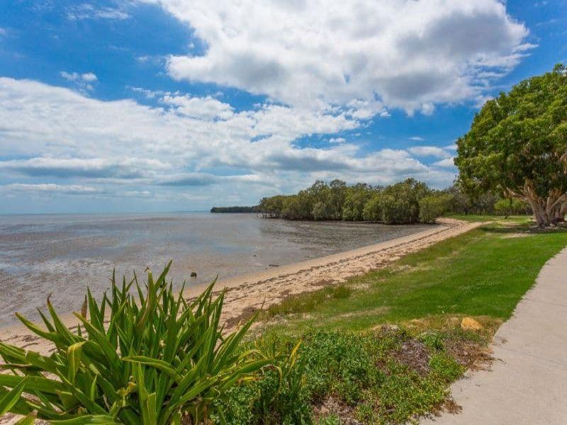4 Antigua Crescent, Deception Bay QLD 4508, Deception Bay - Thumbnail 8