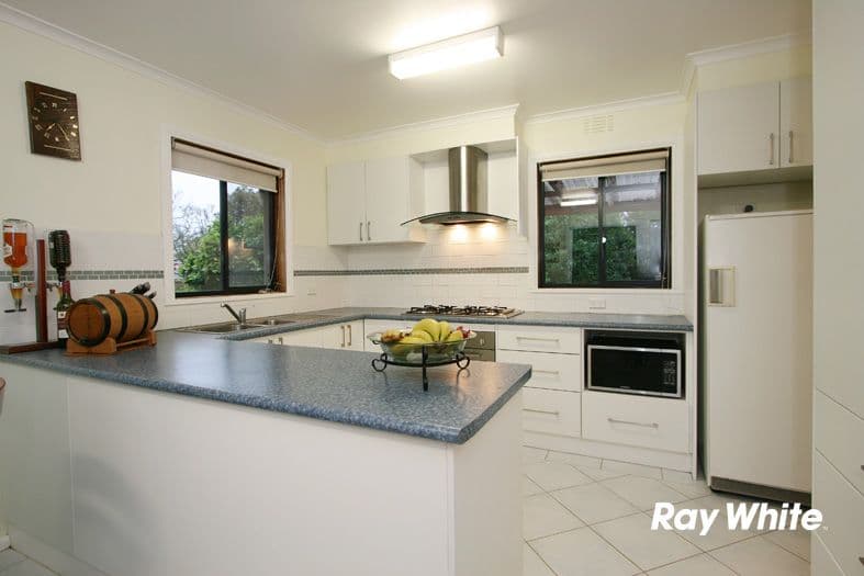 73 Cochrane Street, MITCHAM VIC 3132, Mitcham - Thumbnail 2