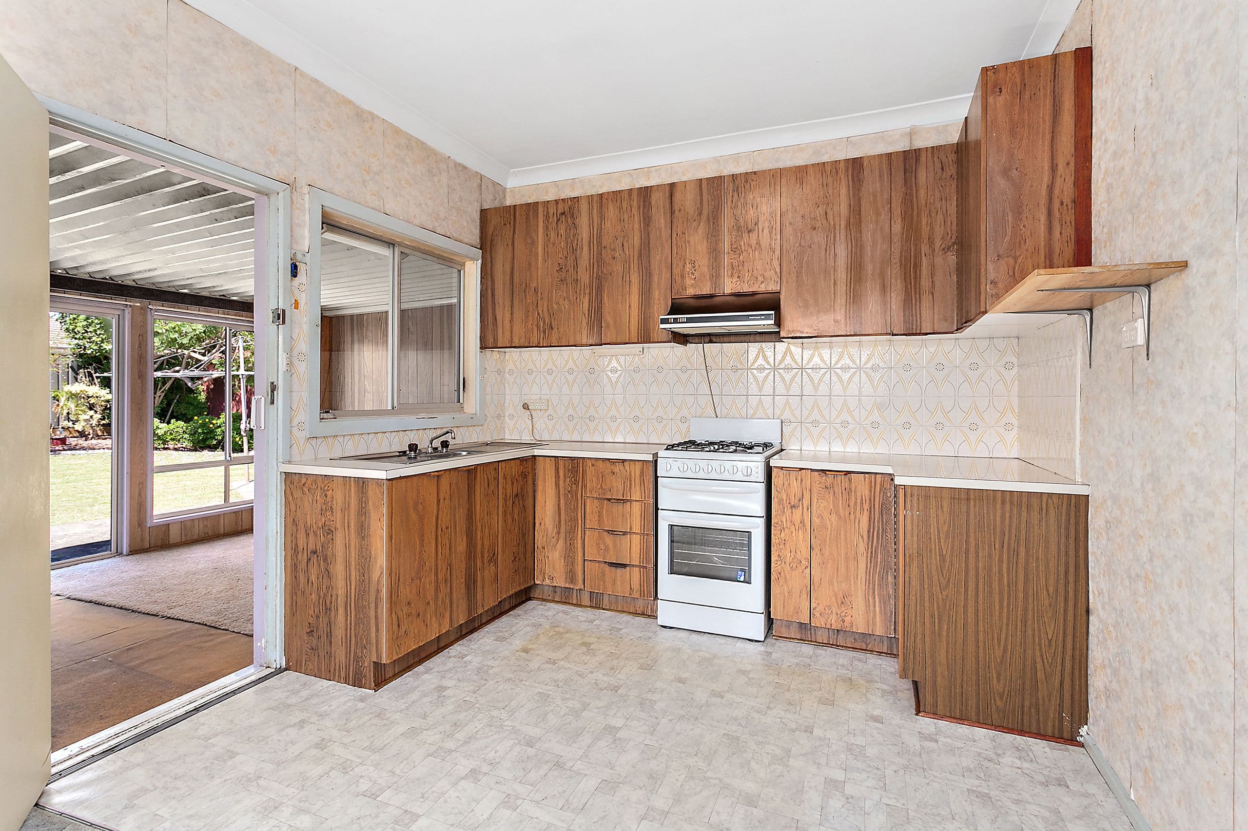 19 Daphne Street, Barrack Heights - Thumbnail 2