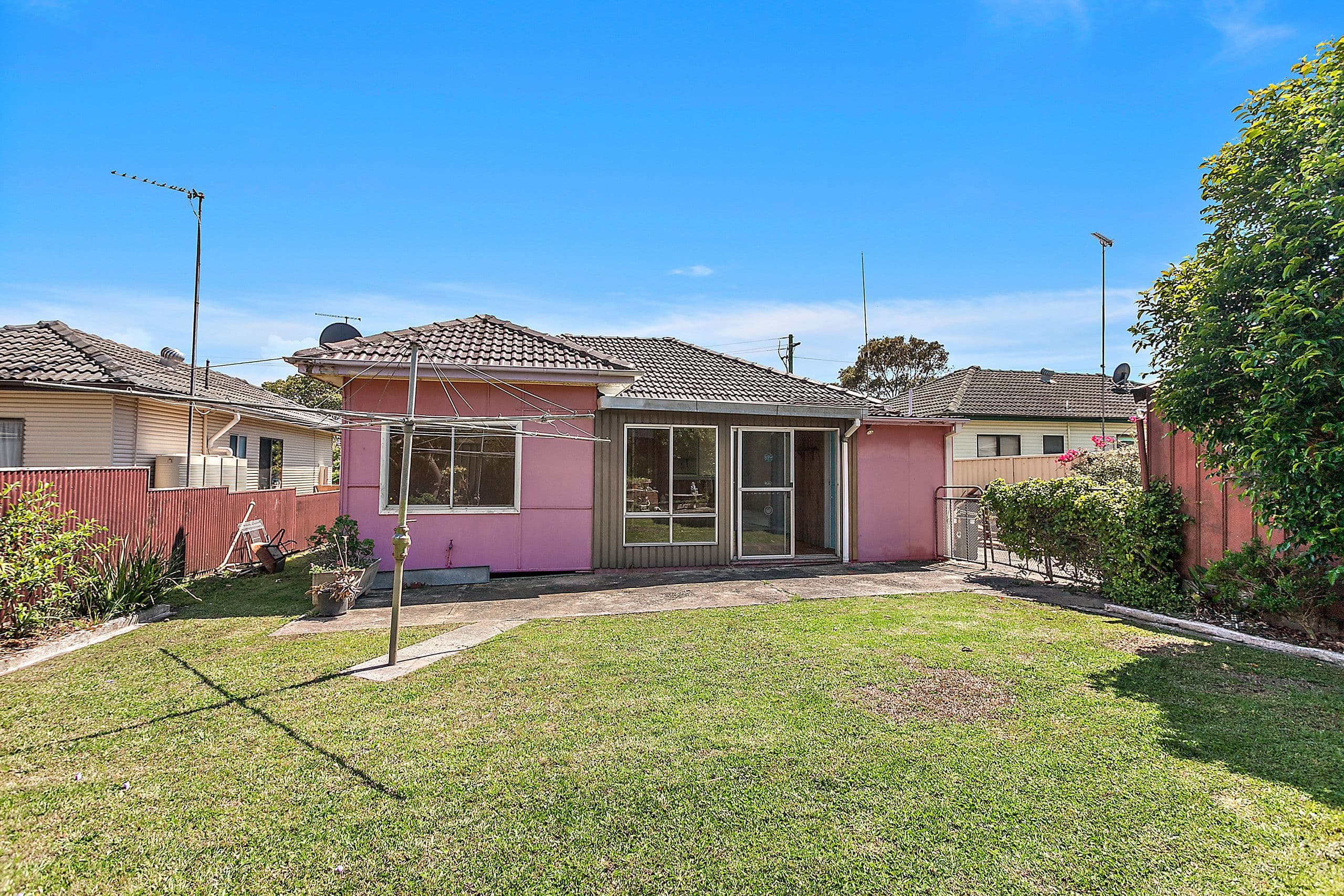 19 Daphne Street, Barrack Heights - Thumbnail 8