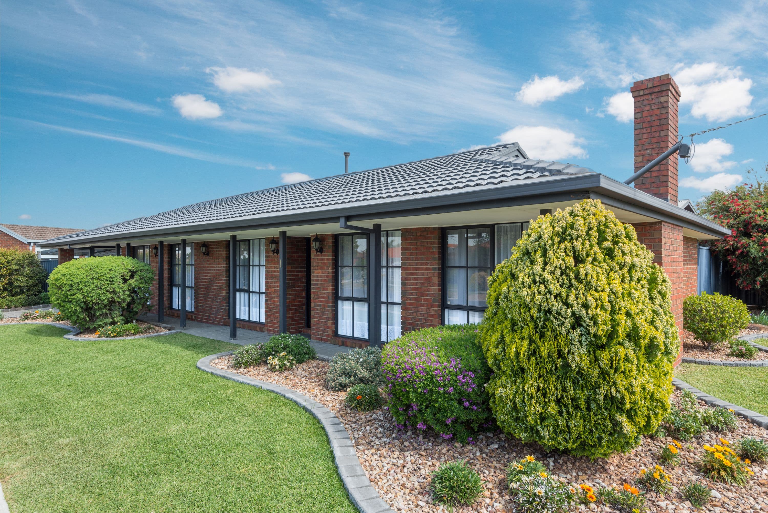 1 Henley Court, Craigieburn VIC 3064, Craigieburn - Thumbnail 2