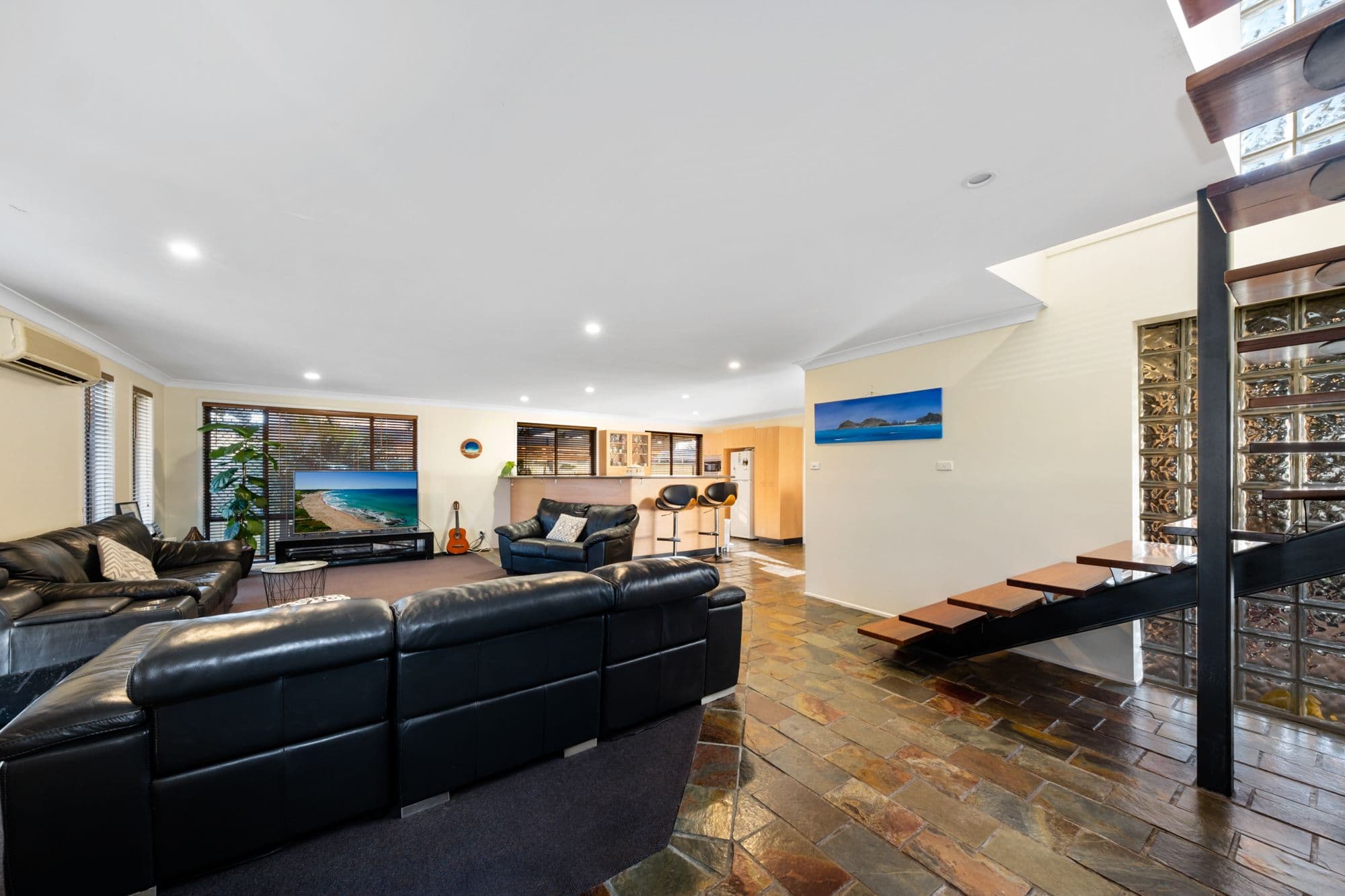 7 Kinsey Crescent, Chittaway Bay NSW 2261, Chittaway Bay - Thumbnail 5