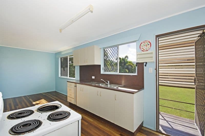 190 Upper Miles Avenue, Kelso QLD 4815, Kelso - Thumbnail 6