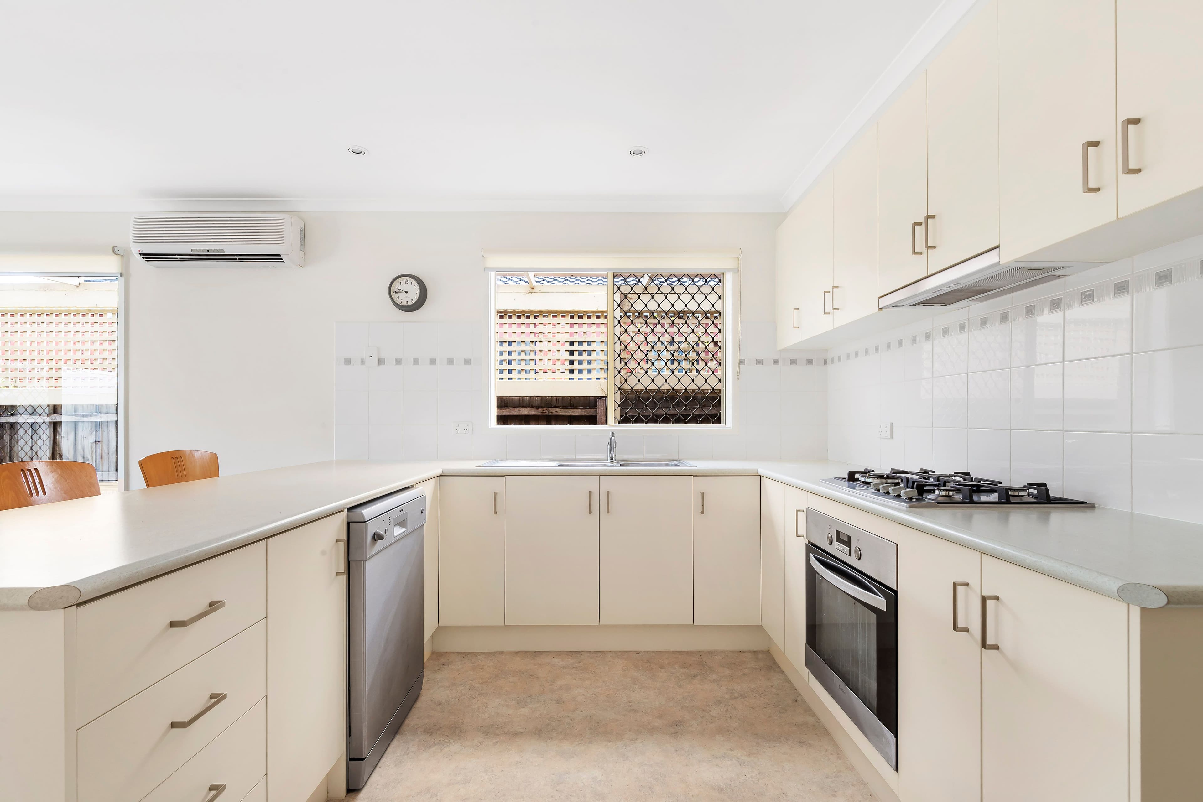 92A Ramu Parade, Heidelberg West VIC 3081, Heidelberg West - Thumbnail 6