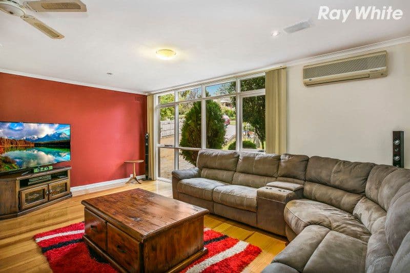 4 Gardenia Street, Pakenham VIC 3810, Pakenham - Thumbnail 3