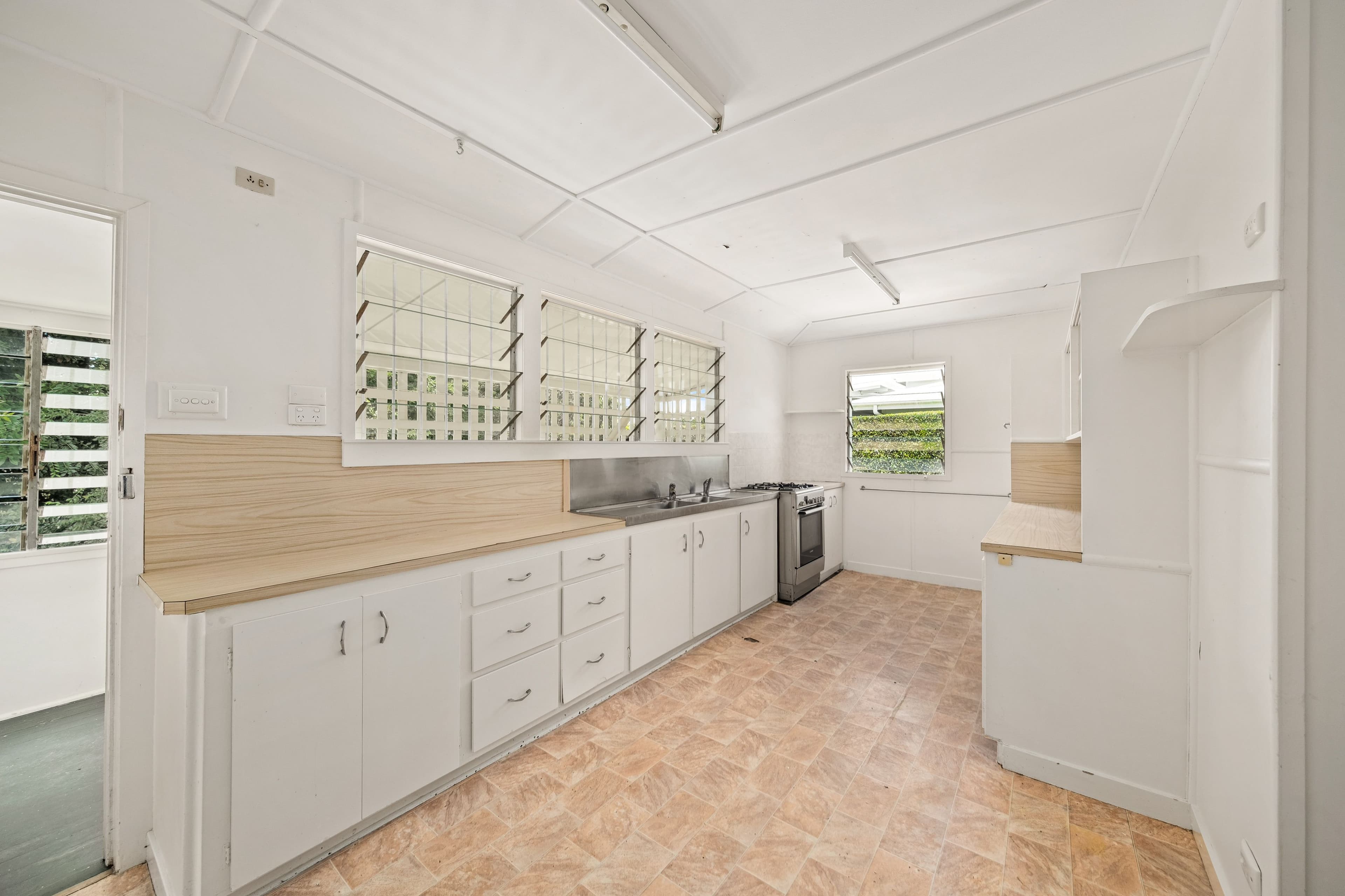 9 Franz Road, Clayfield QLD 4011, Hendra - Thumbnail 5