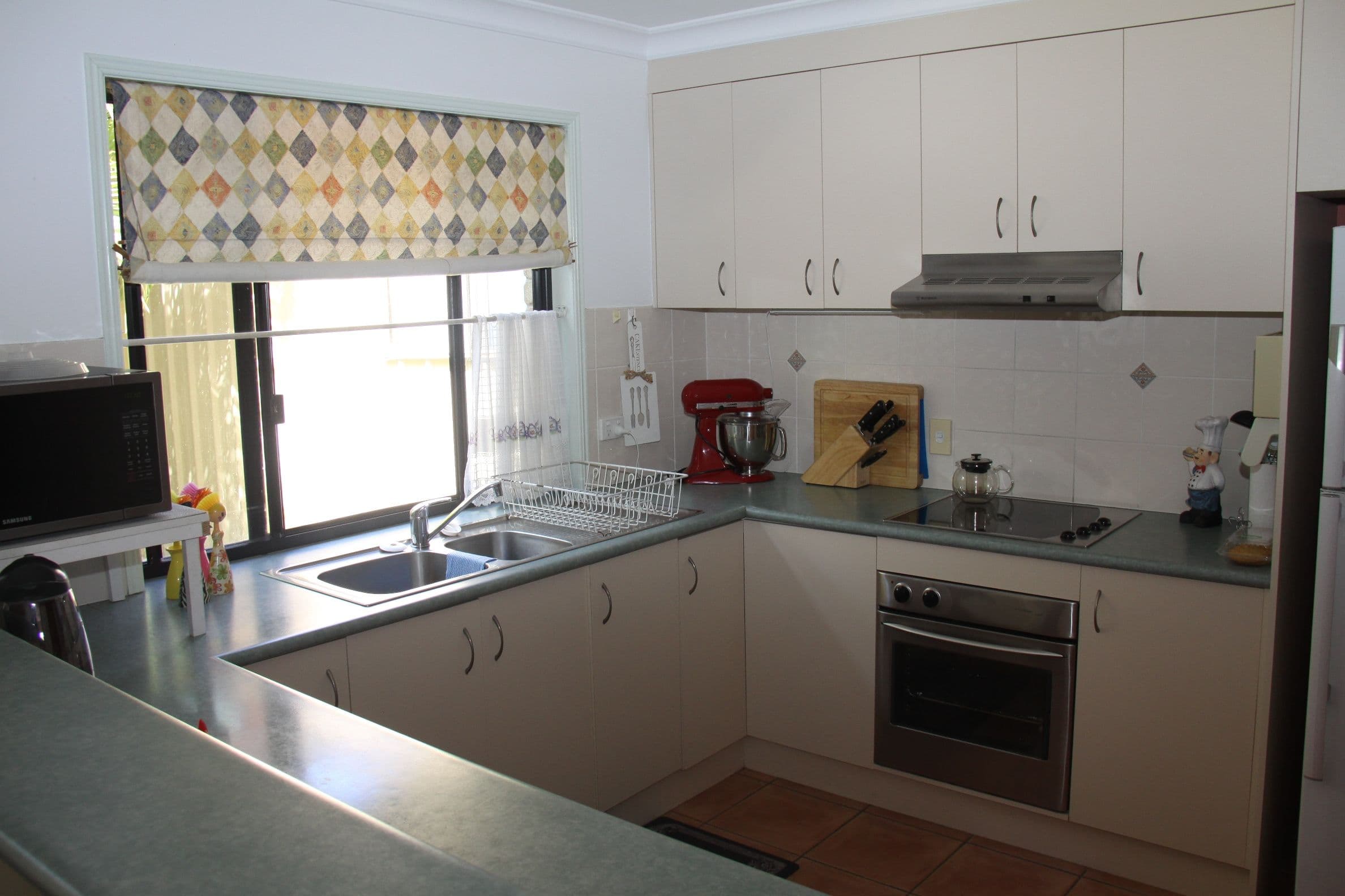40 Keating Street, Tannum Sands QLD 4680, Tannum Sands - Thumbnail 3